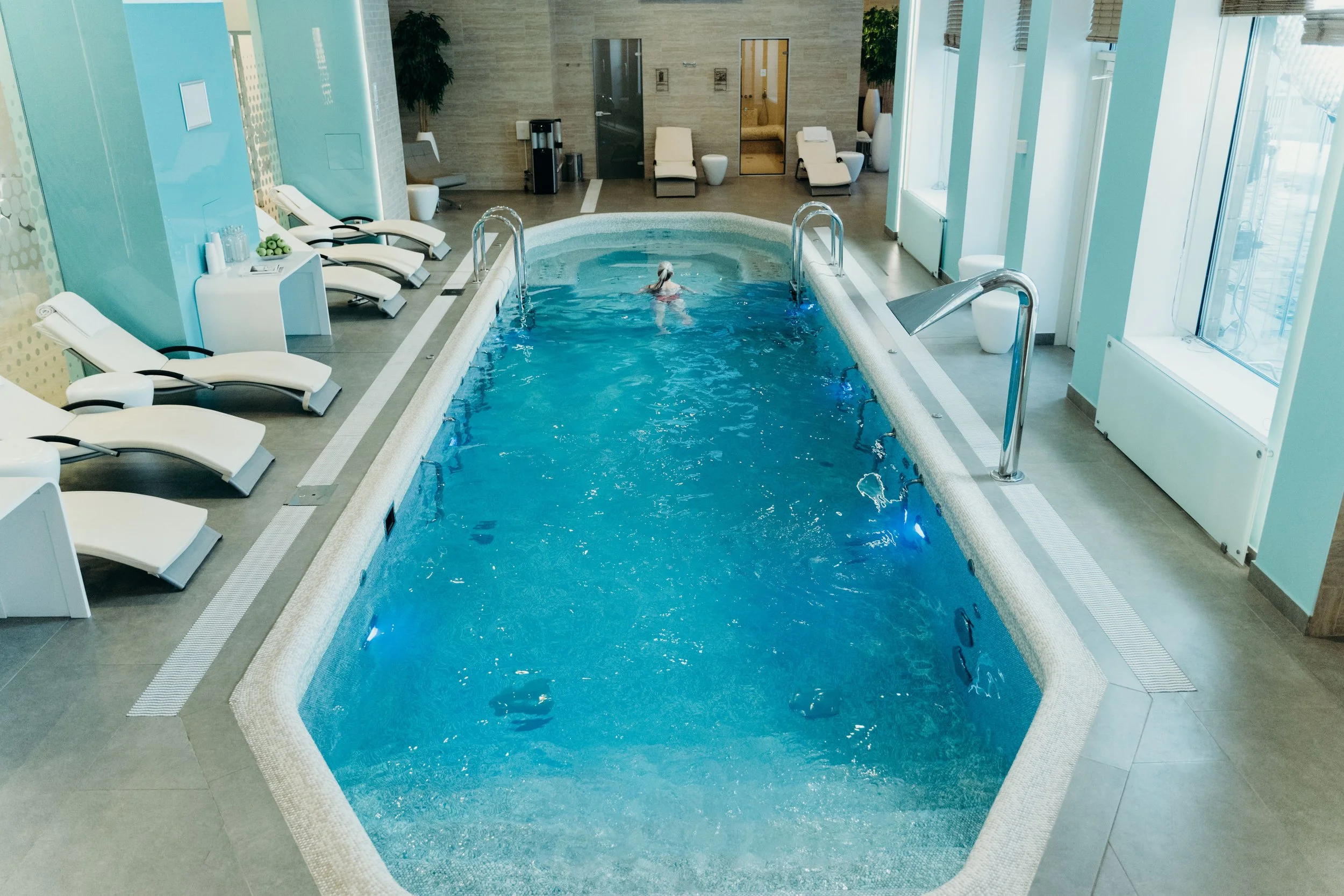 indoor pool 8.jpg