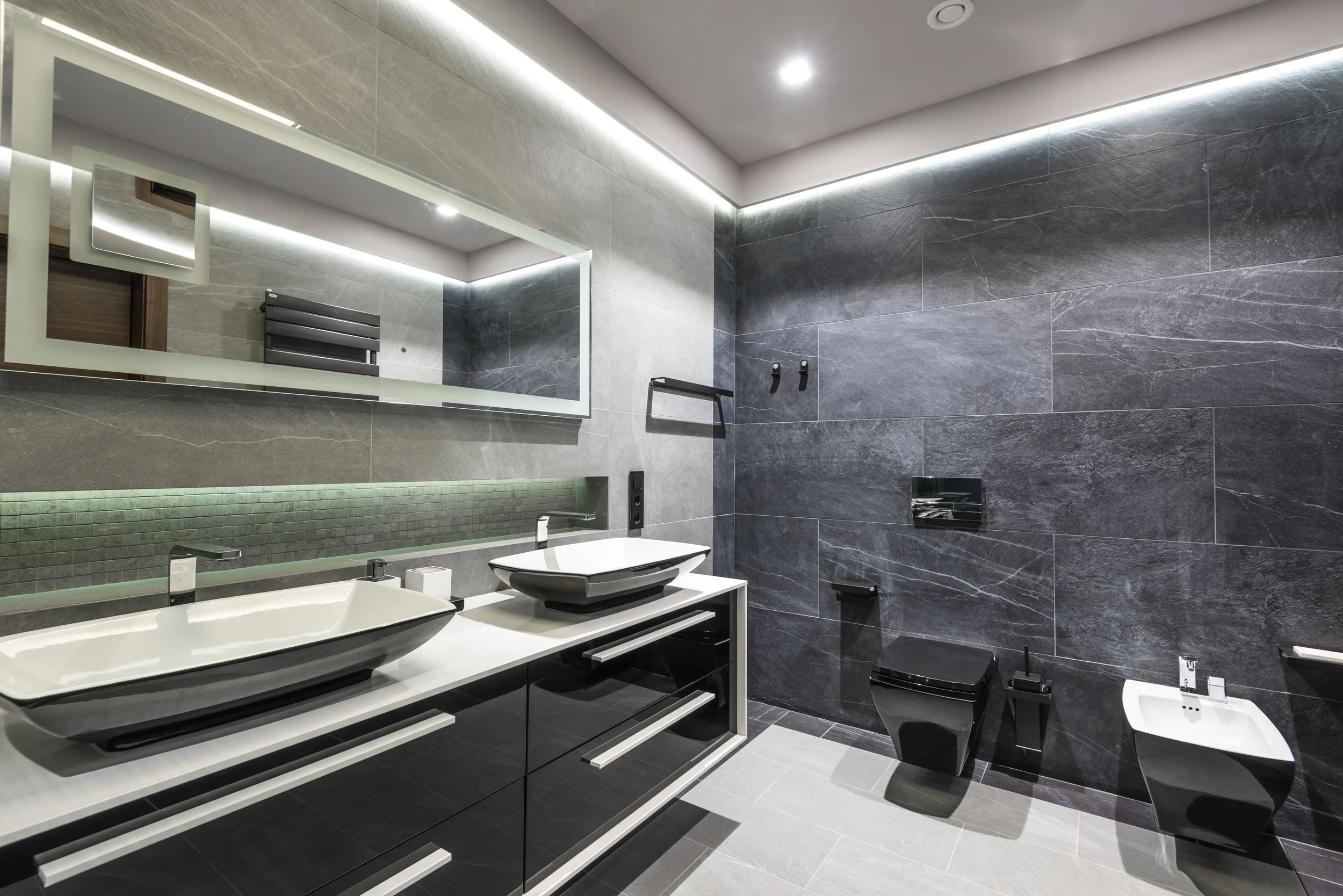 bathroom custom 5.jpg