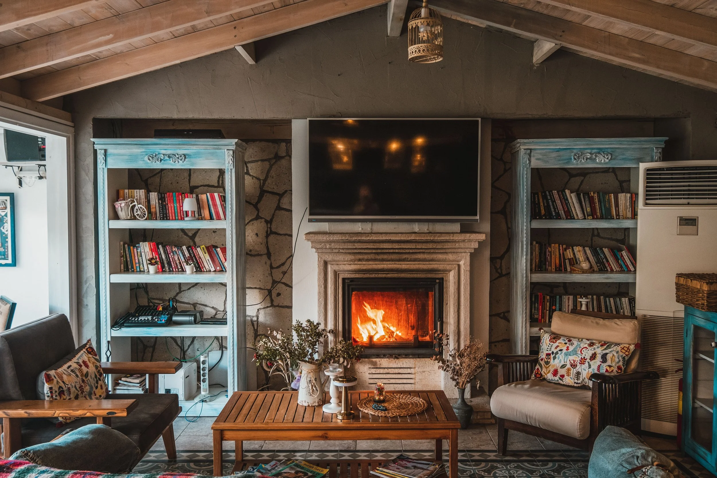 fireplace 10.jpg
