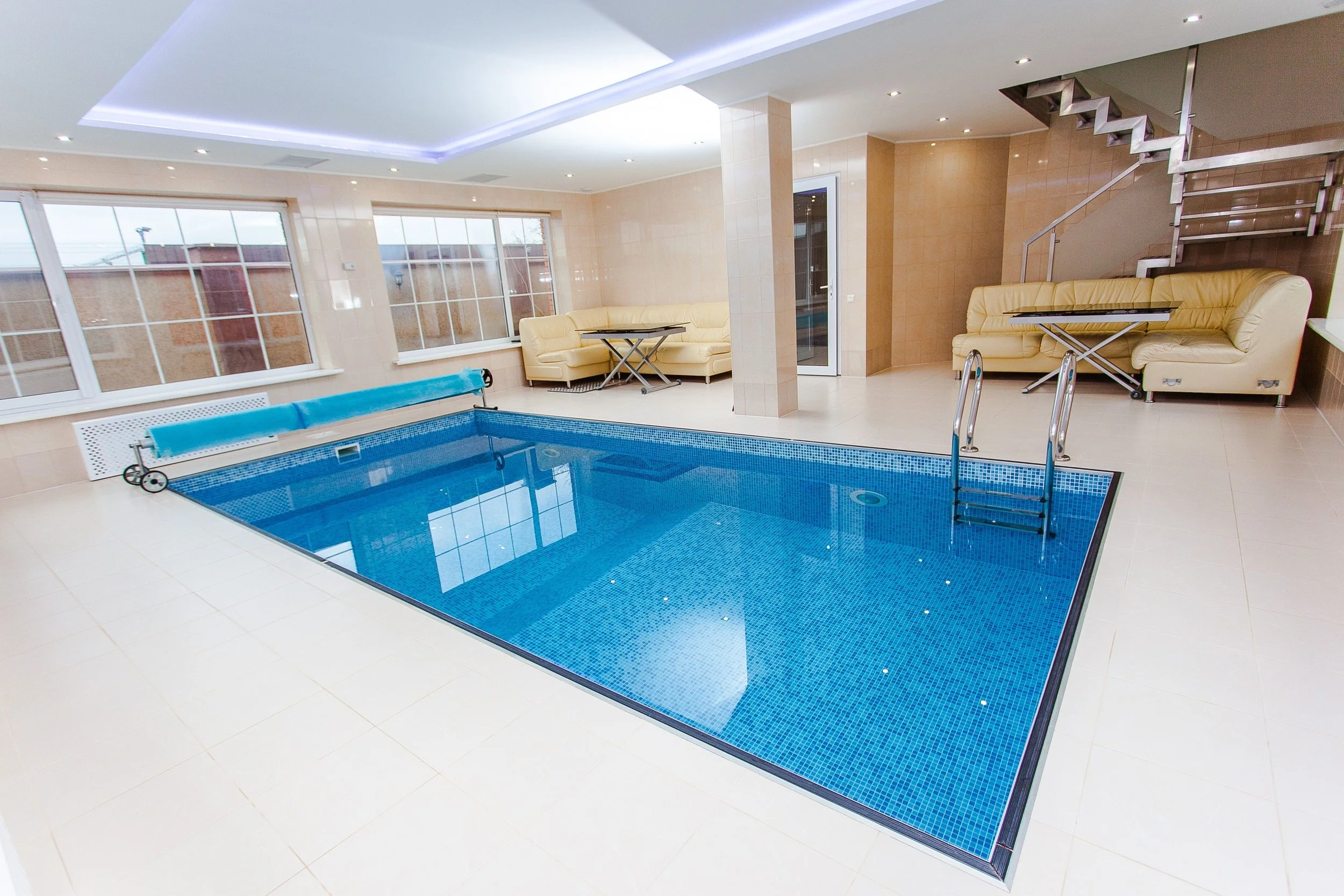 indoor pool 5.jpg