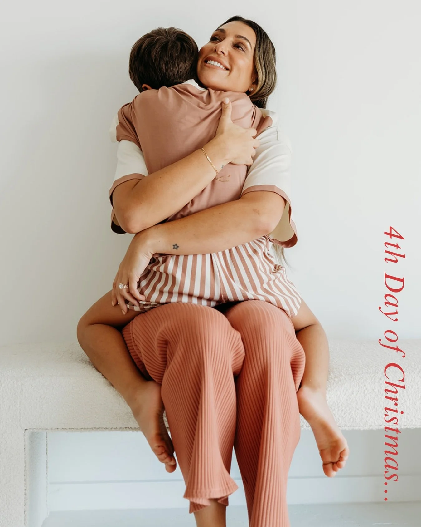 On the fourth day of Solitta, Feather + Fig gave to me&hellip;

Purchase any Solitta piece and get an extra 50% off a sale item ~ automatically applied at checkout. The perfect time to treat yourself twice. 🤎🎁

Offer ends at midnight tonight before