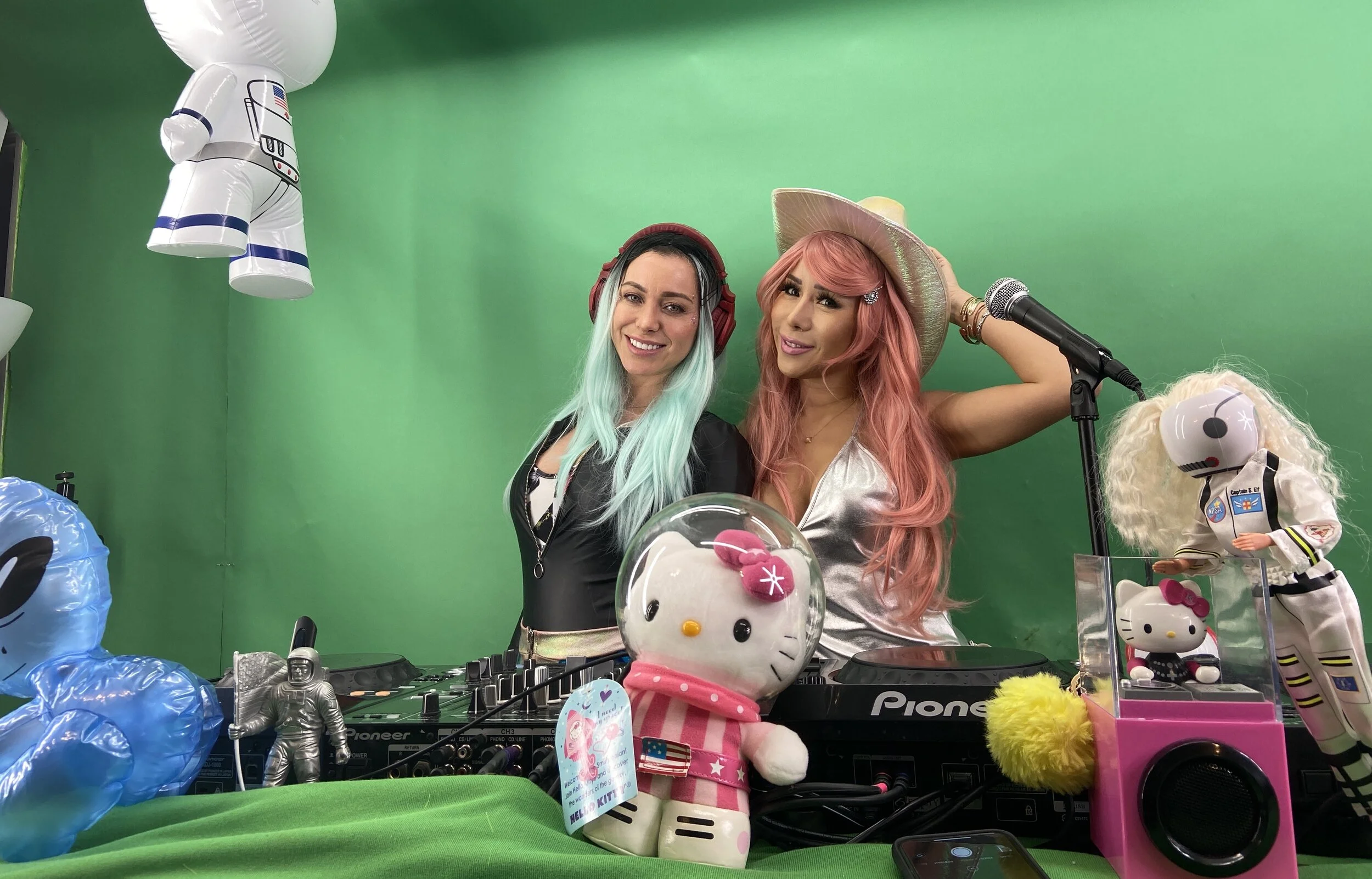 Space Jam Saturdays (Des Fine, Sophia Lin)