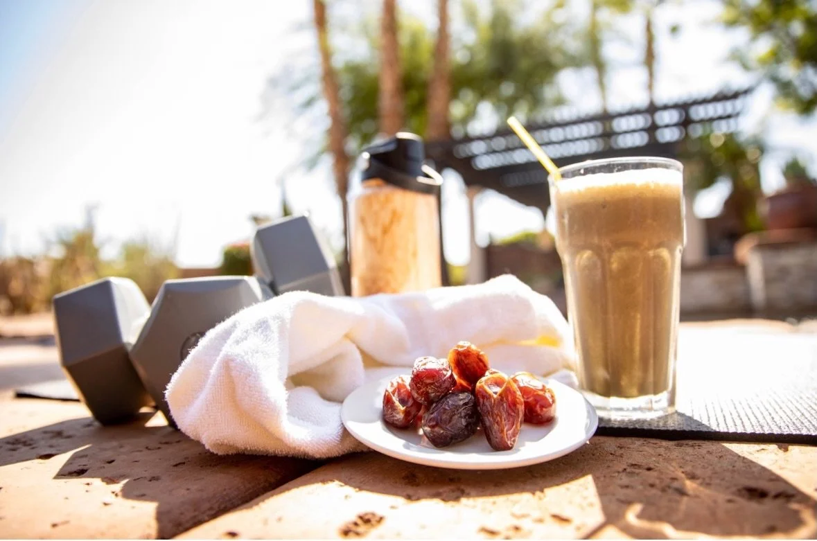 Fuel your workout the naturally sweet way!

@desertfruitfarms Medjool dates are the perfect add-in for pre- or post-workout smoothies&mdash;they provide quick energy before you move and help replenish carbs after you sweat. 

Toss a couple into your 