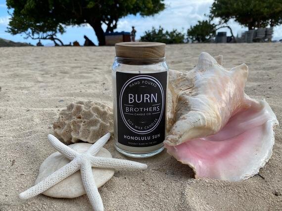 candles-sea-shells-conch-beach-waves-soy-coconut-small-business-cotton-wick