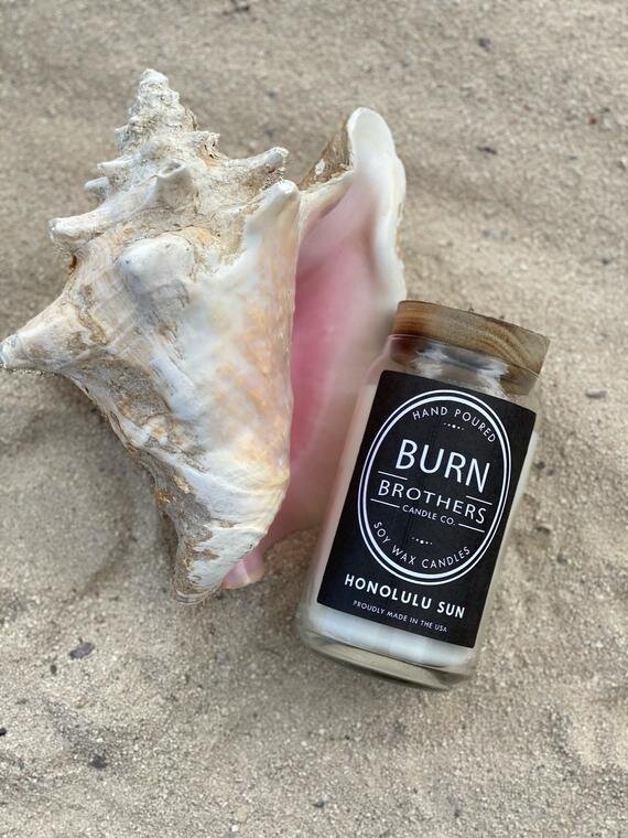 caribbean-paradise-soy-wax-candle-vacation-waves-sand-burn-brothers