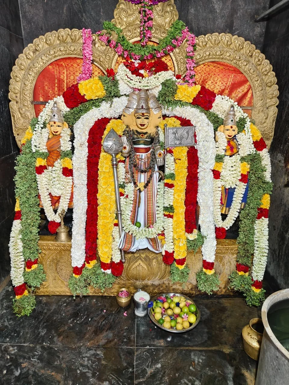 காசிபாளையம் ஸ்ரீ முத்துவேலாயுத சுவாமி கோவில்