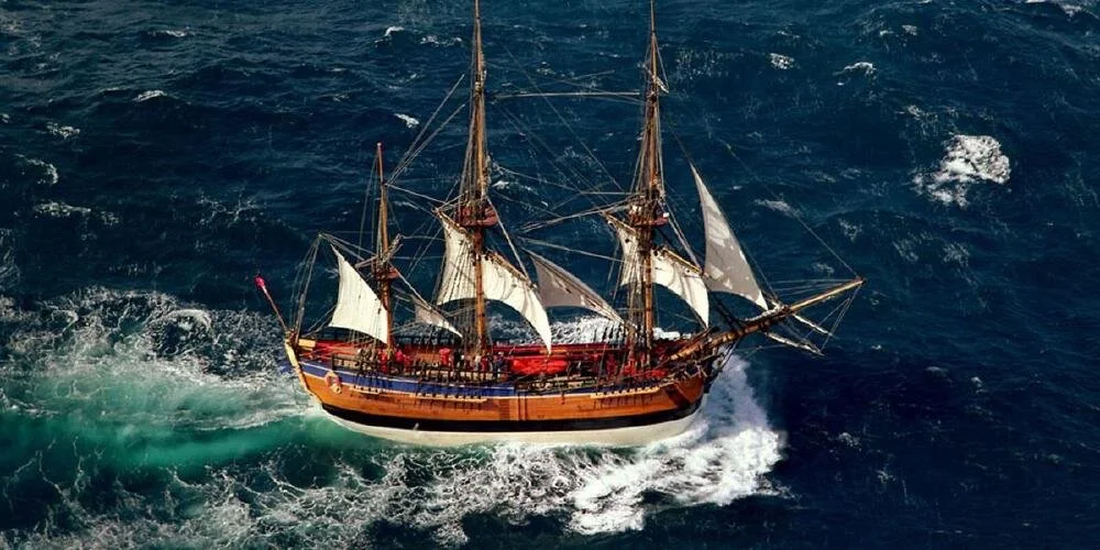 looky-endeavour_hua1d6456093b284b6238143bc33b12d1a_144001_1000x0_resize_q75_box.jpg