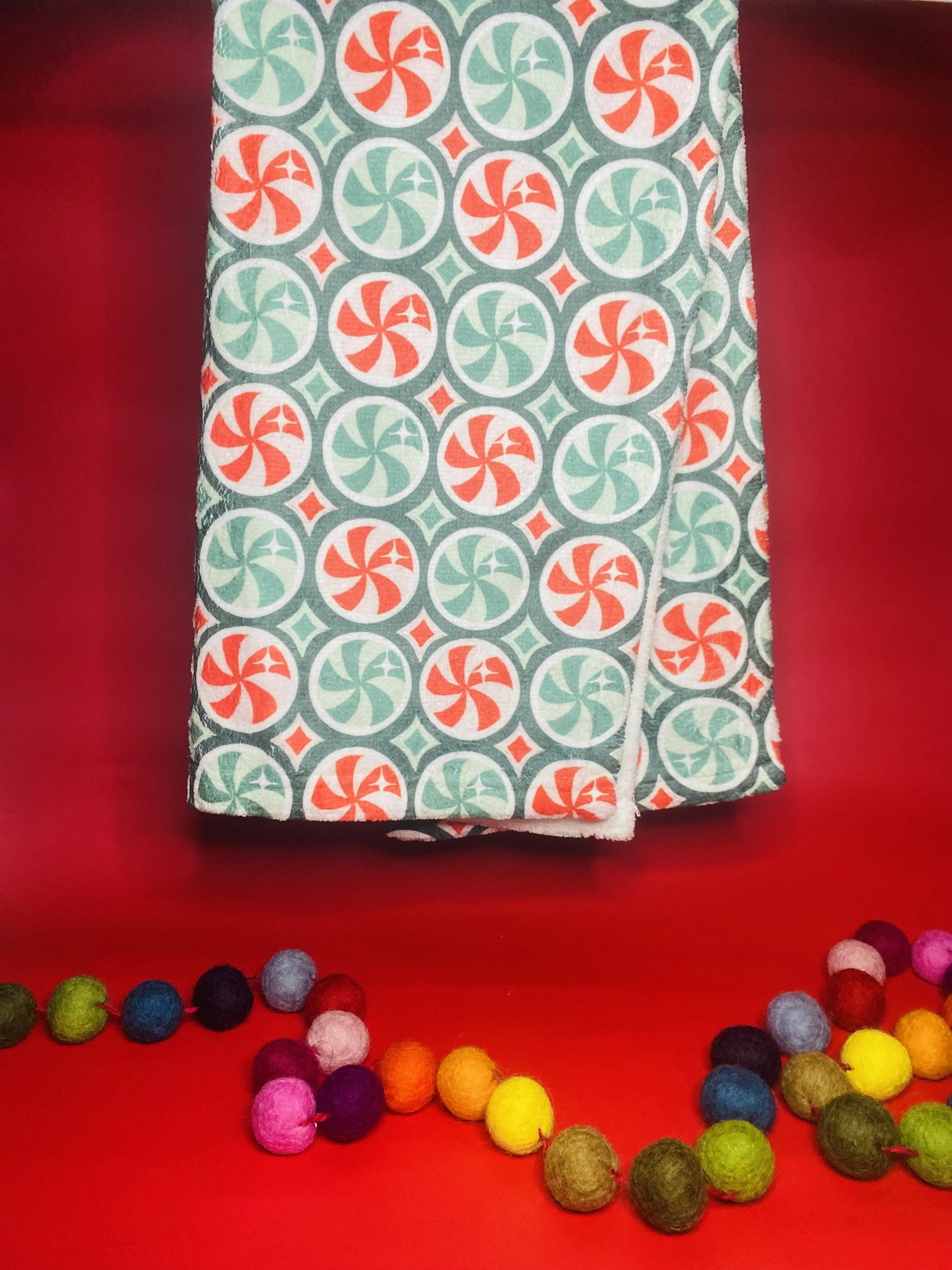 Peppermint Hand Towel.jpg