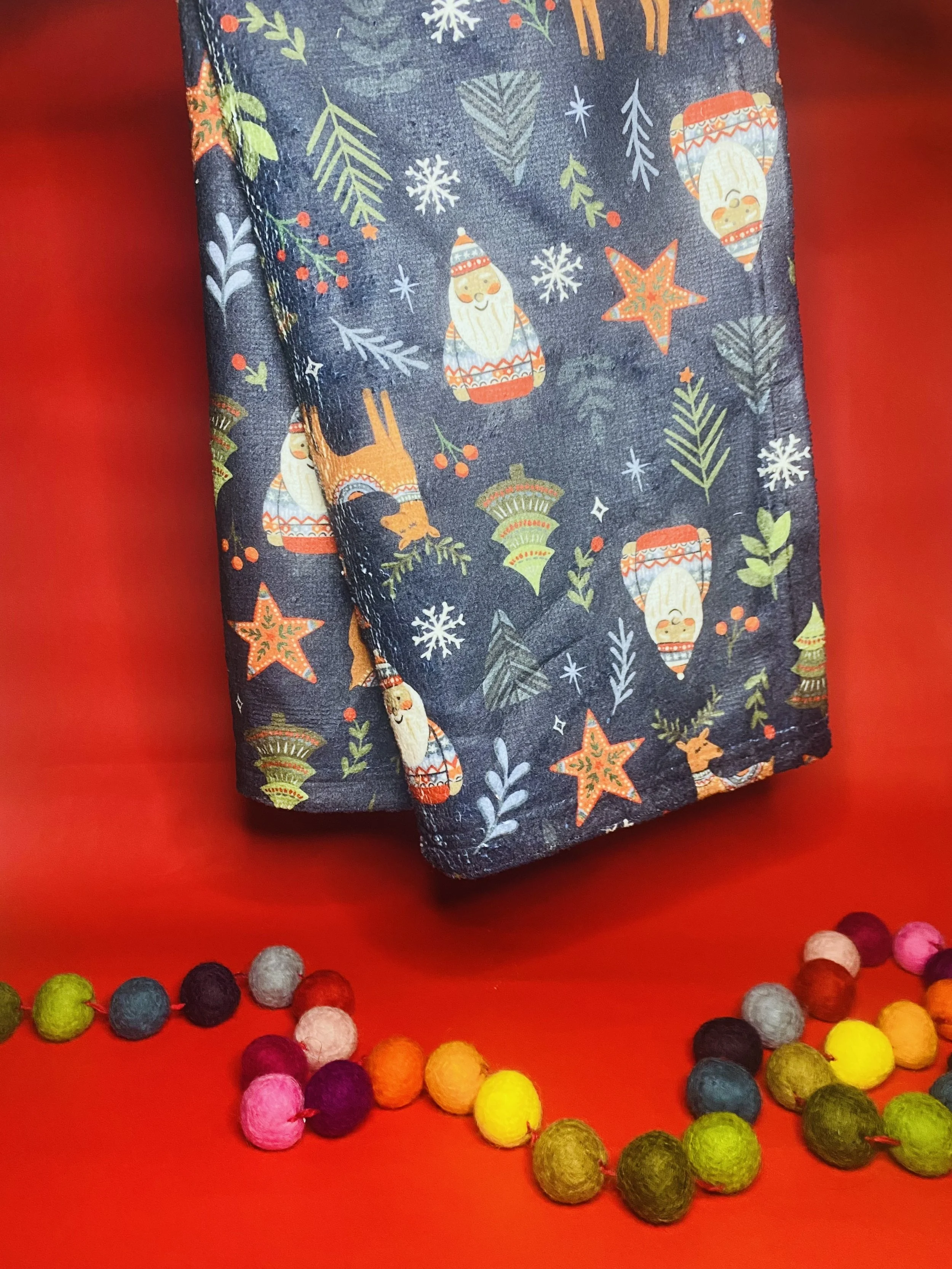 Classic Christmas Hand Towel.jpg