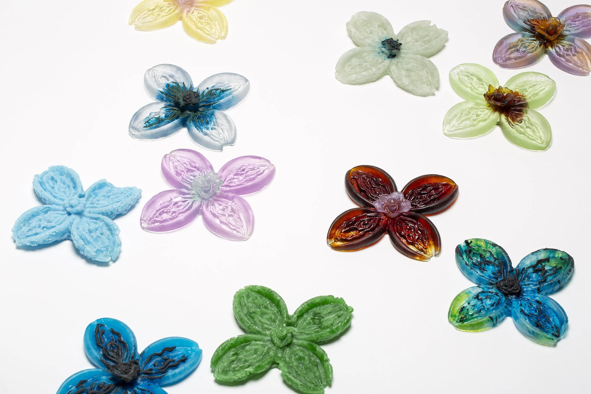 Blooms detail E1 by Carmen Simmonds
12 x 12 cm
For sale: $220 - contact Carmen directly on info@carmensimmonds.com
These glassworks are a celebration of all things feminine and the corresponding beauty of flowers.
These are made from recycled glass