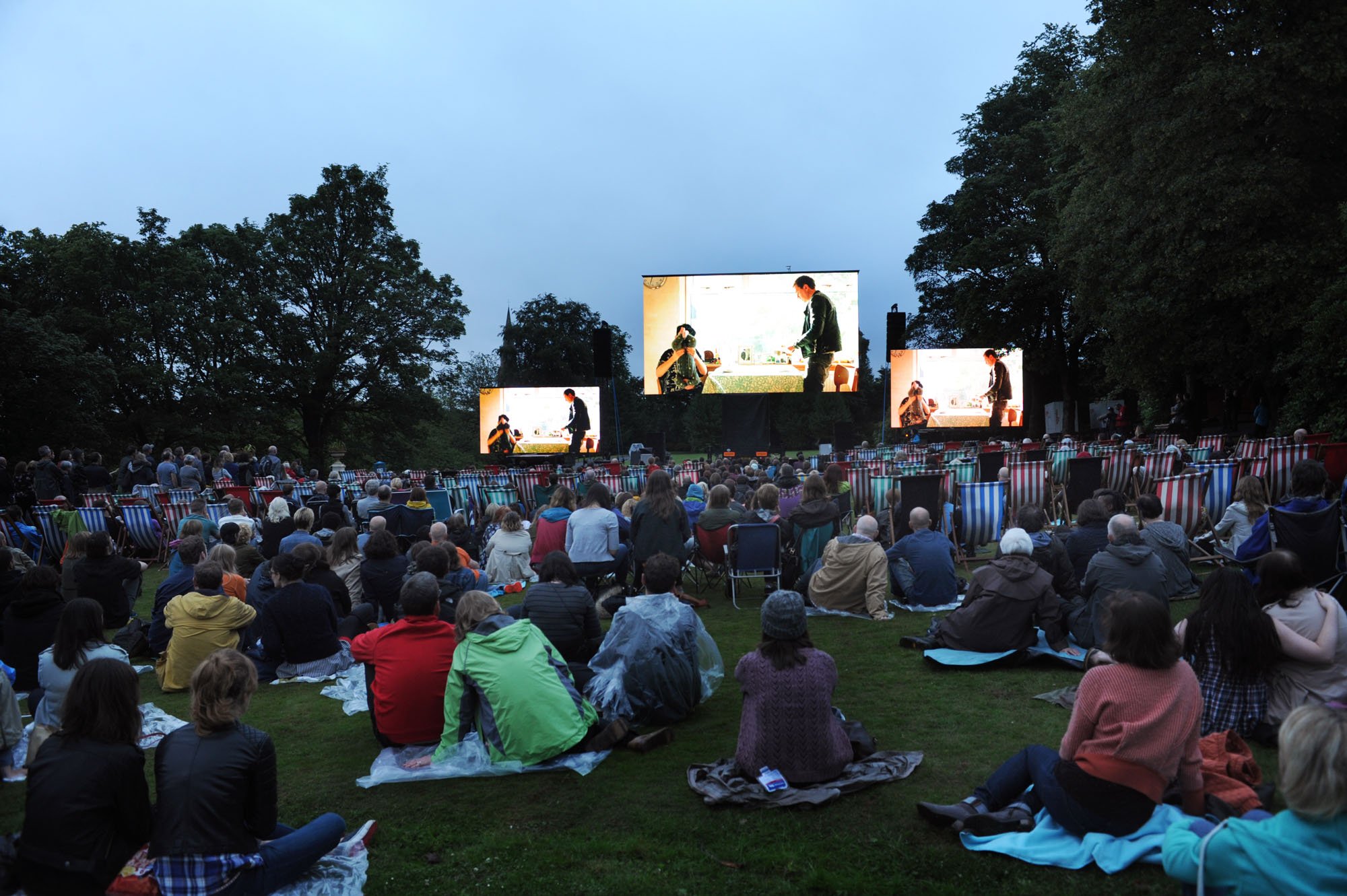 Phil Collins, 'Tomorrow Is Always Too Long' Queen's Park, Glasgow, 2014. Photo: Alan Dimmick