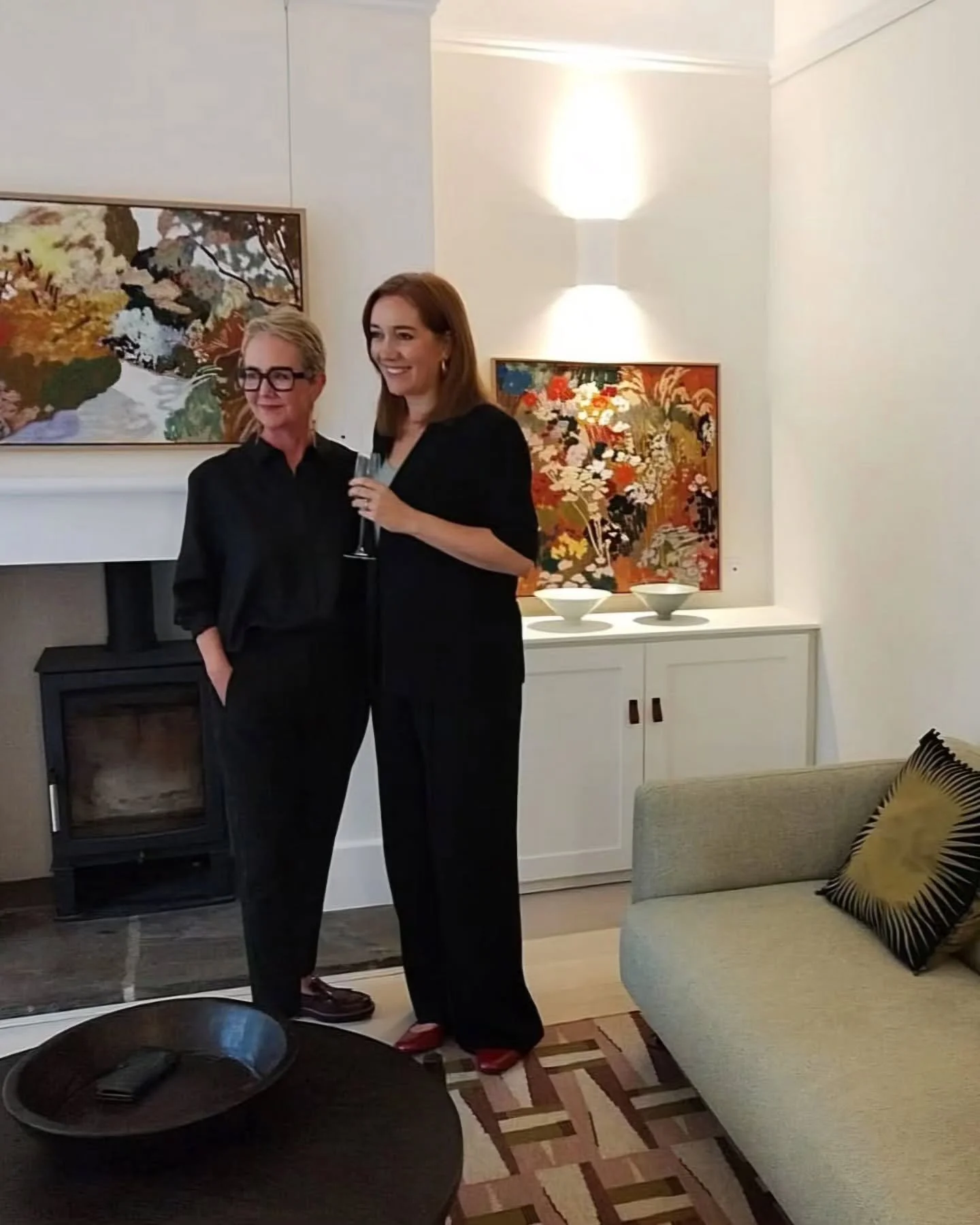 Thankyou @silsoncontemporary and everyone who attended the PV of my solo show 'Land and Light' 🥂 
A few works left and the exhibition will be on view at the gallery until 7th Dec

Silson Contemporary 
Harrogate 

#soloartexhibition #oillandscapepain