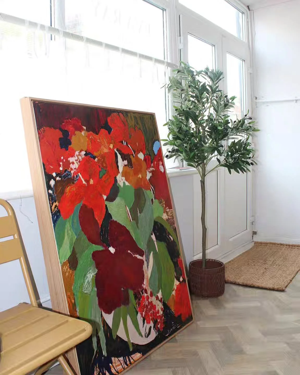 'Wild Tulips' in the studio
90 x 120cm, Oil sticks on wood

This painting and more will be showing in NYC in March with @cubegallerylondon 
Please contact the gallery for more information 

#originaloilpaintings #botanicalpaintings #artfairnewyork #t