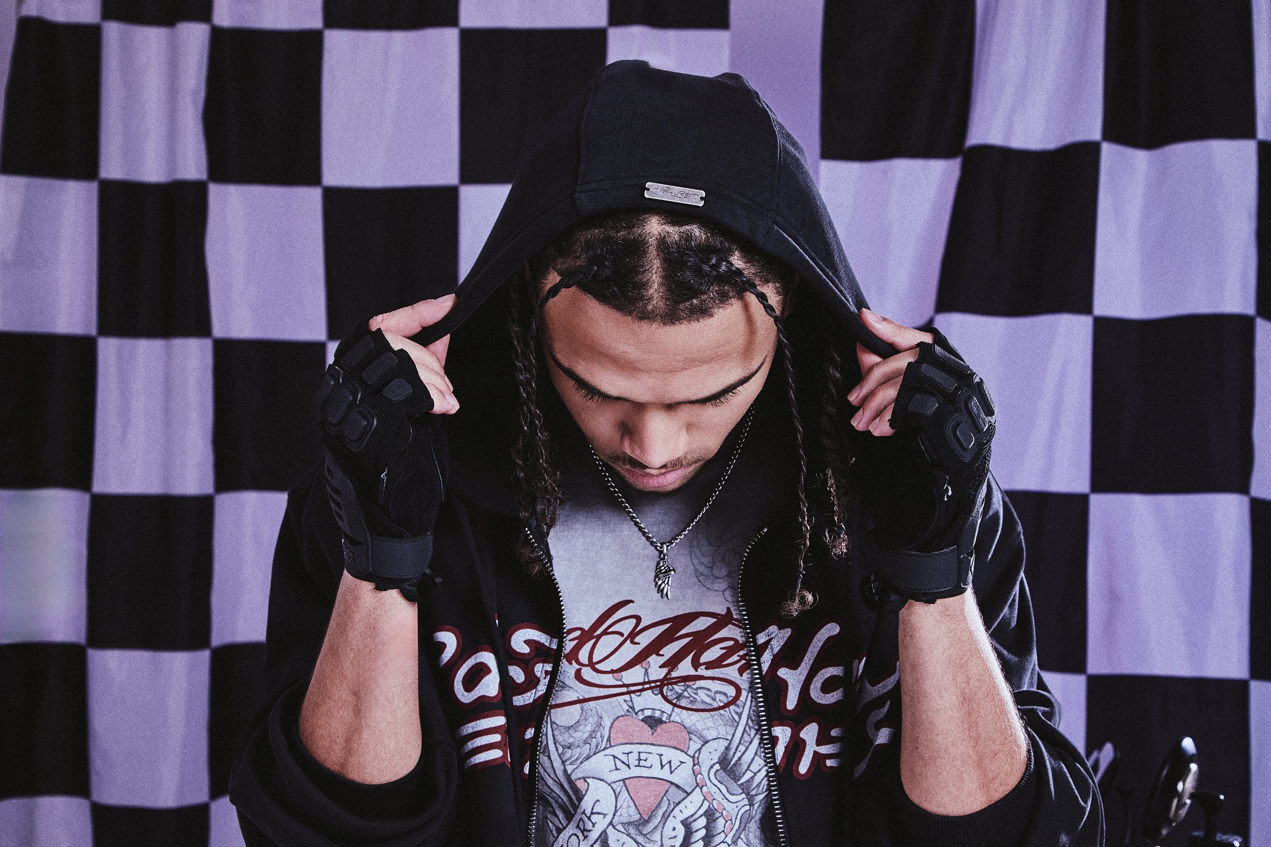 18_11_25_ED_HARDY_LOOKBOOK_260214 copy.jpg