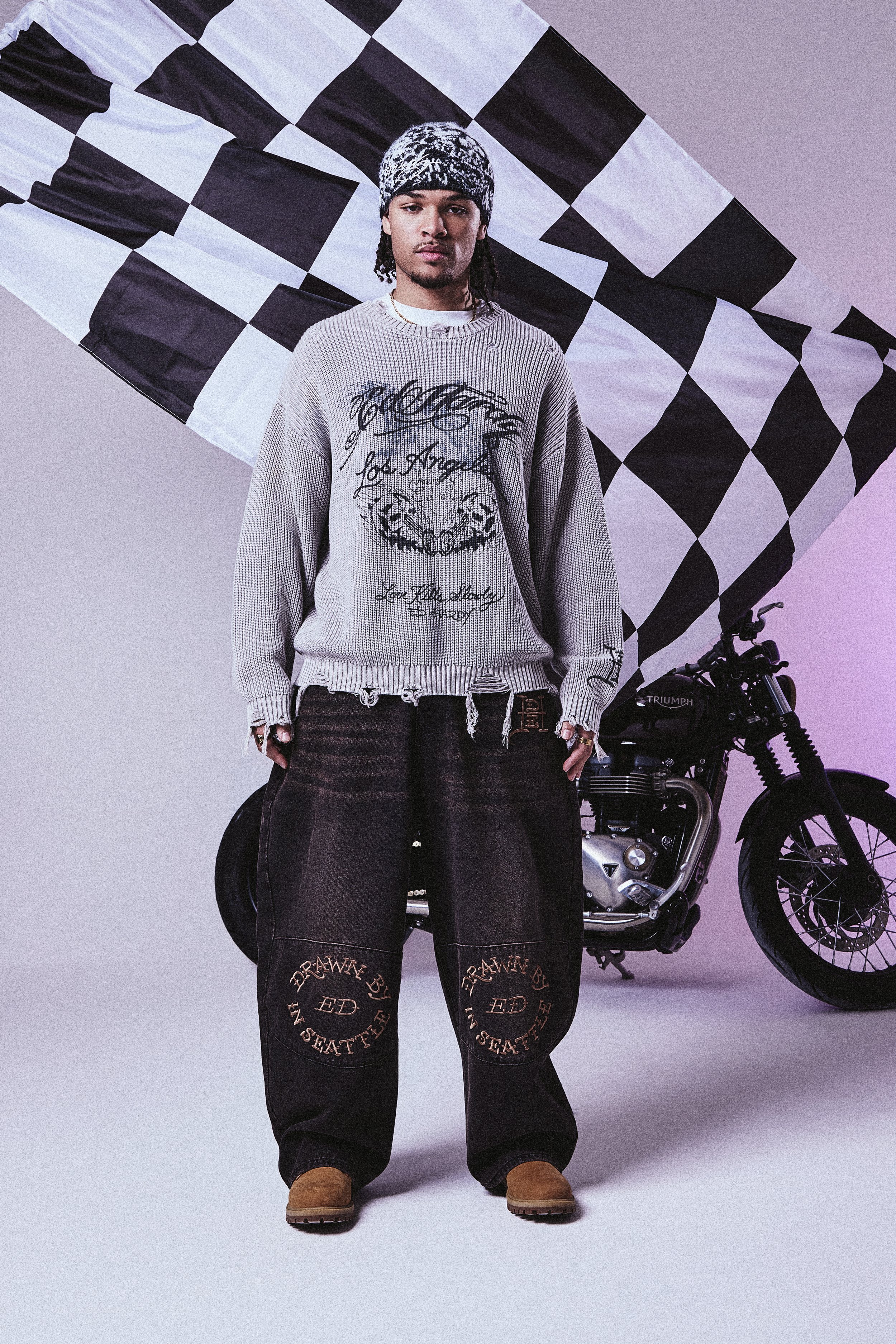 18_11_25_ED_HARDY_LOOKBOOK_261166 copy.jpg