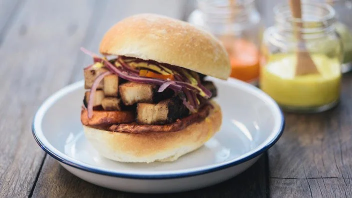 The sandwich that tastes of Lima's markets