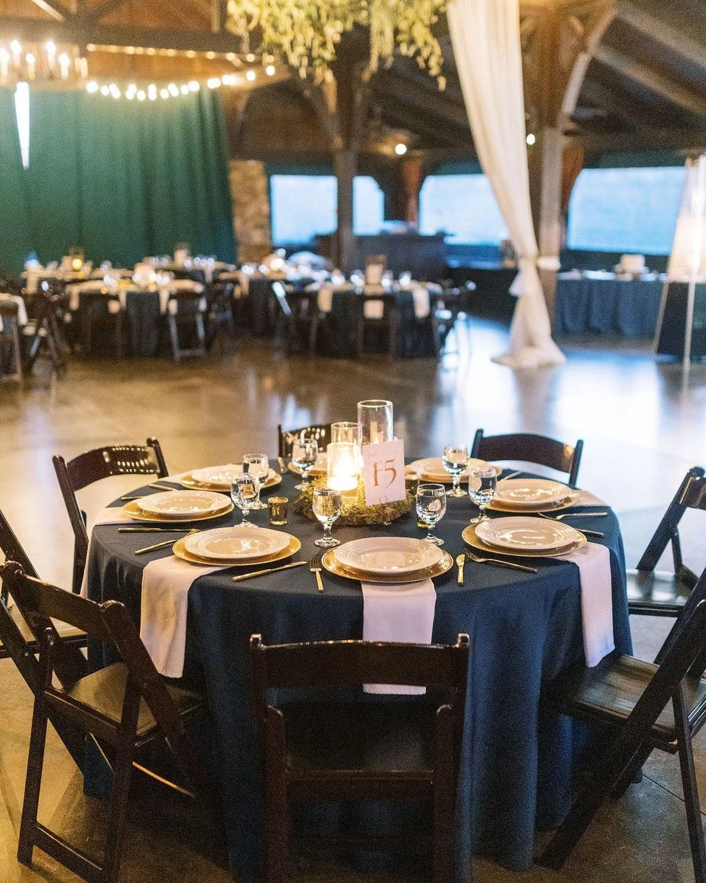 Designing your wedding setup is where the fun really begins. Whether you love a rustic touch or a clean, modern look, the right details bring it all together.✨ And guess what? We&rsquo;ve got over 3,000 decor pieces waiting for you right here, includ