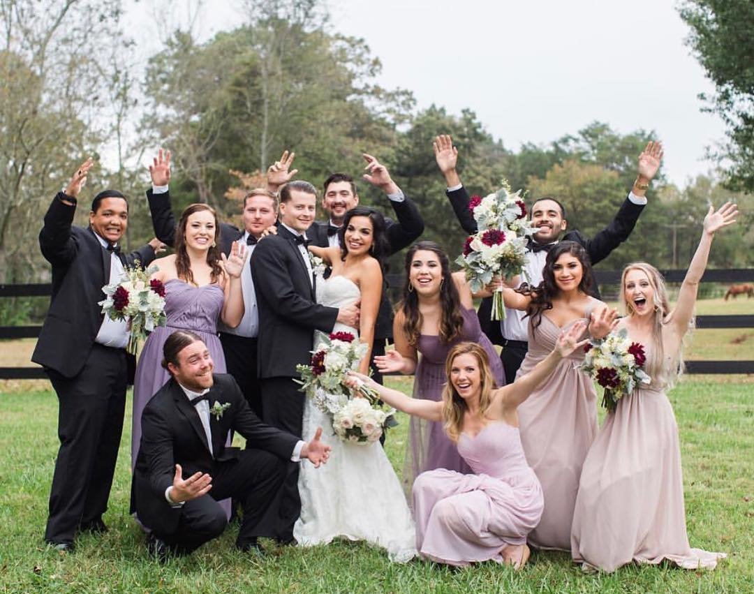 Tips and Ideas for Wedding Party Photos