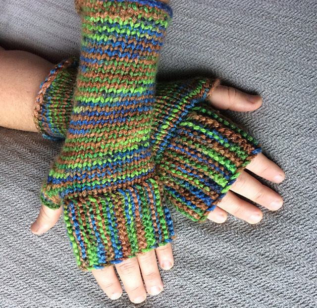 FO: Camp Out Fingerless Mitts
