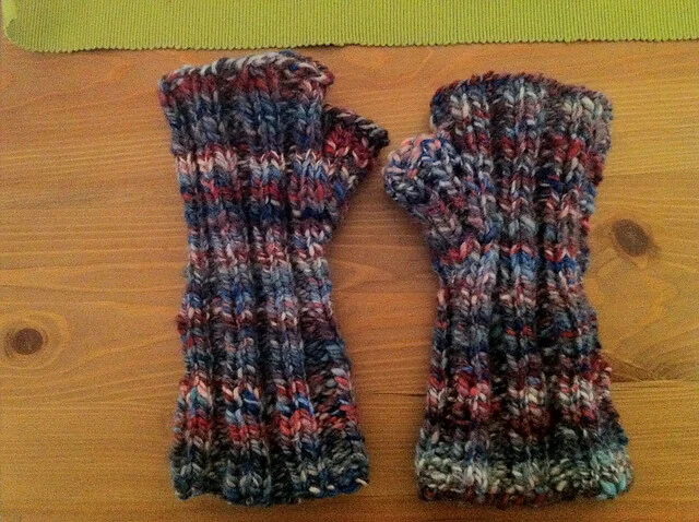 FO: Funky Chunky Mitts