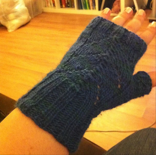 FO: Matching Mitts for the Meret
