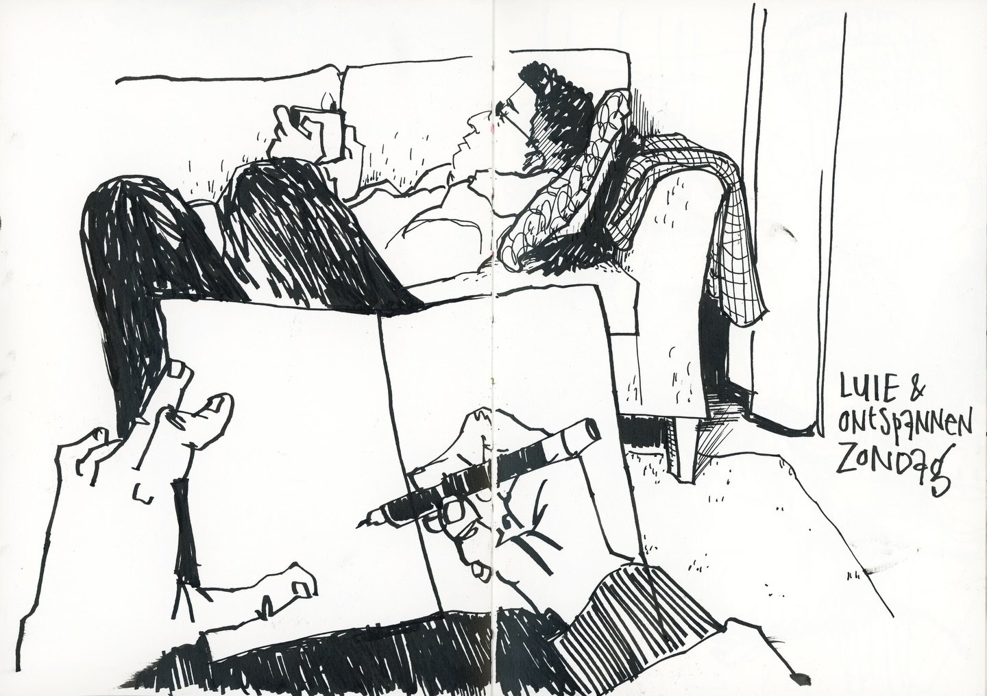 Usually I get restless when I don&rsquo;t go for a walk, and instead stay inside all day. Not today. 
We had our first snow, and this morning that meant a delicate thin white layer, beautiful and fragile. Then: thick, wet snow flakes made everything 