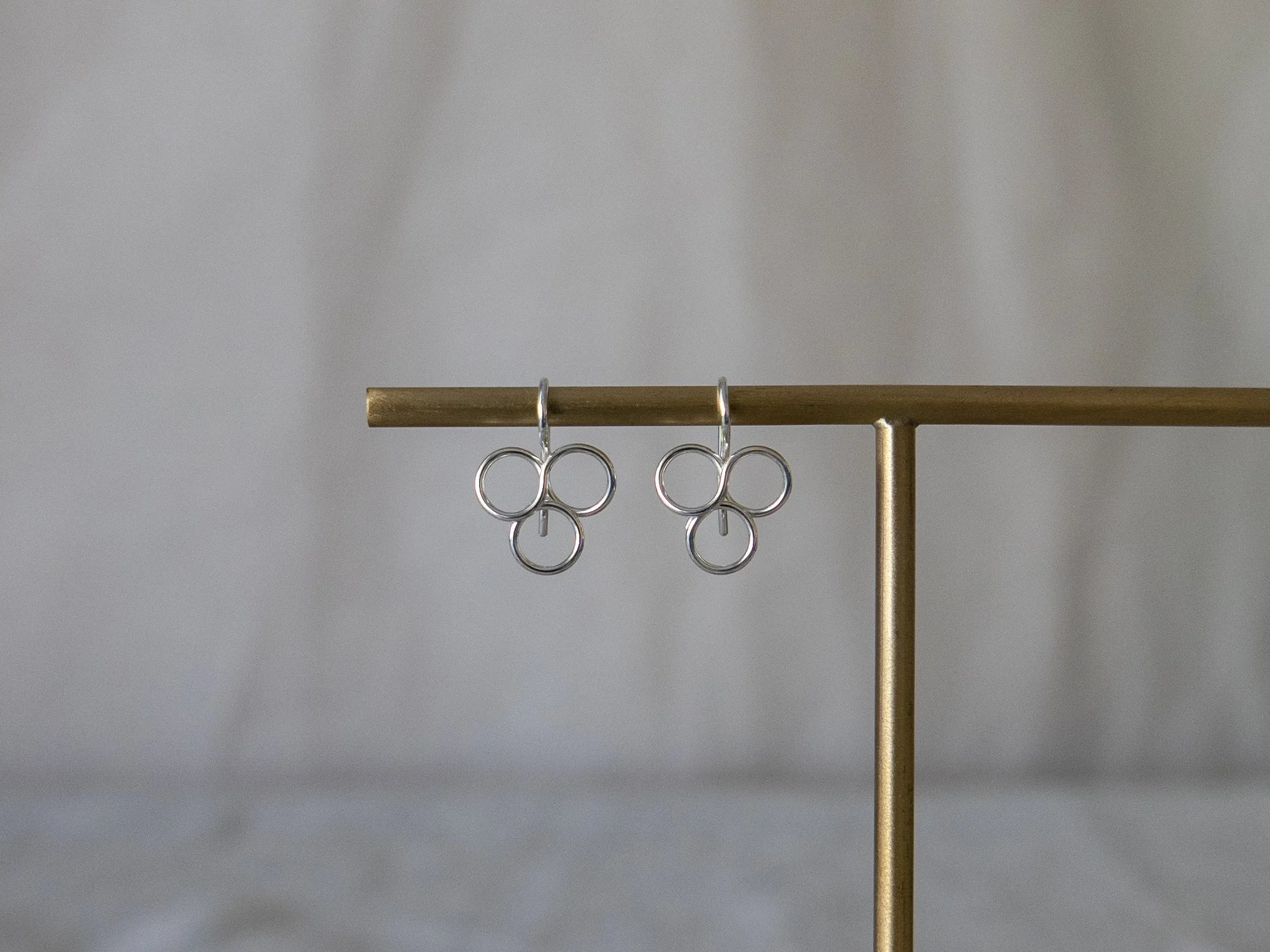TREFOIL DROP EARRINGS