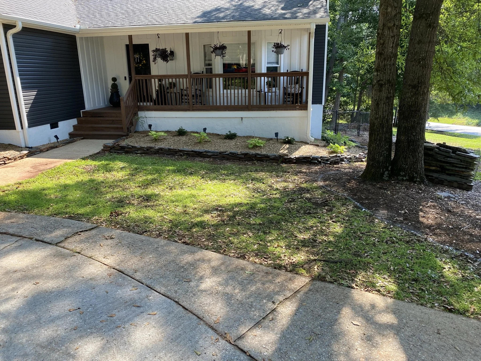 I'm happy and the neighbors are impressed! Time to make one last bed.