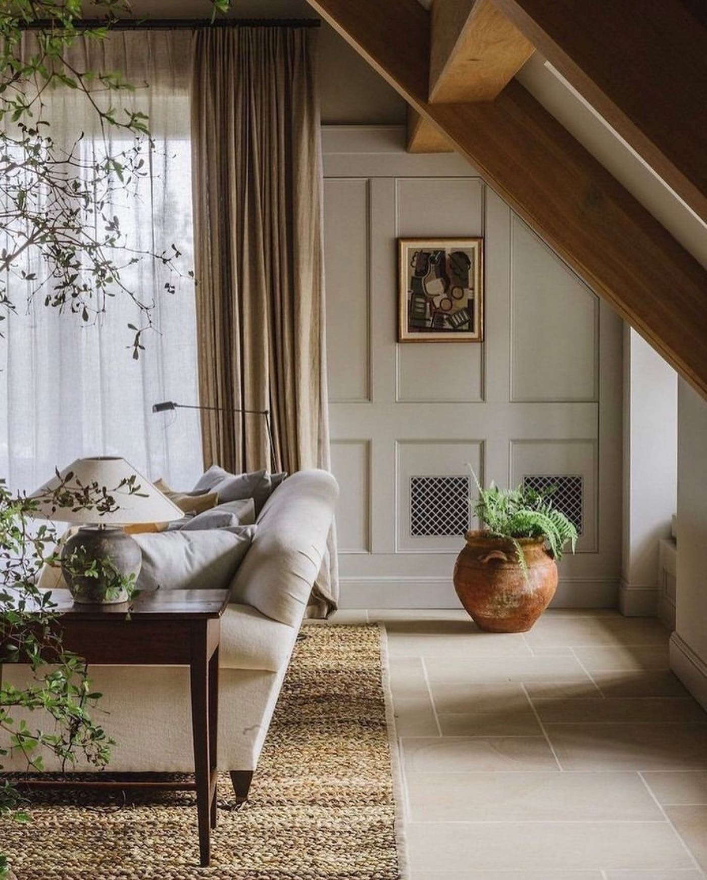 Earth tones 🤎 via @heckfield_place 
.
.
.
.
.

⁣
.⁣
.⁣
.⁣
.⁣
.⁣
#homedecor #renovation #home #interiorstyling #furniture #house #luxuryhomes #dreamhome #designer #finditstyleit #inspiration #luxury #interior123 #art #design #architecture #interiorlo