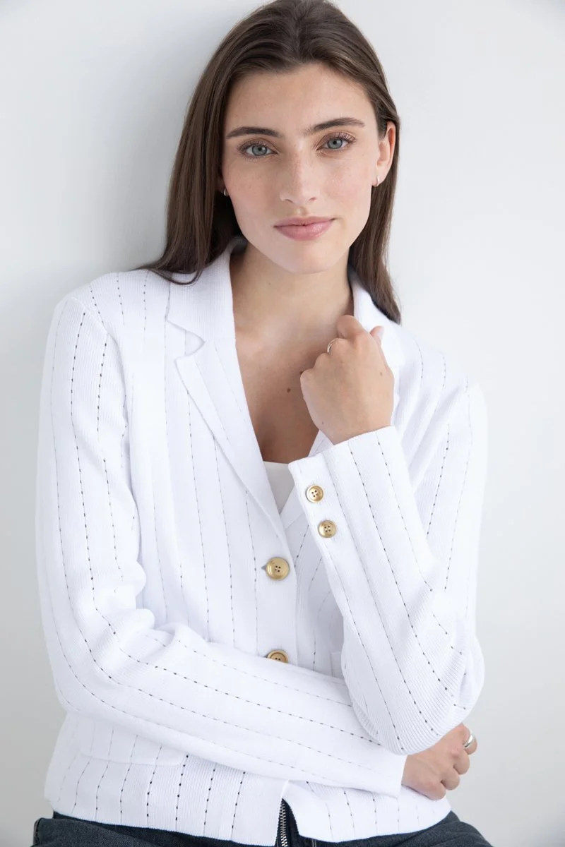 LSSG7148_WHITE_052_8x12.jpg