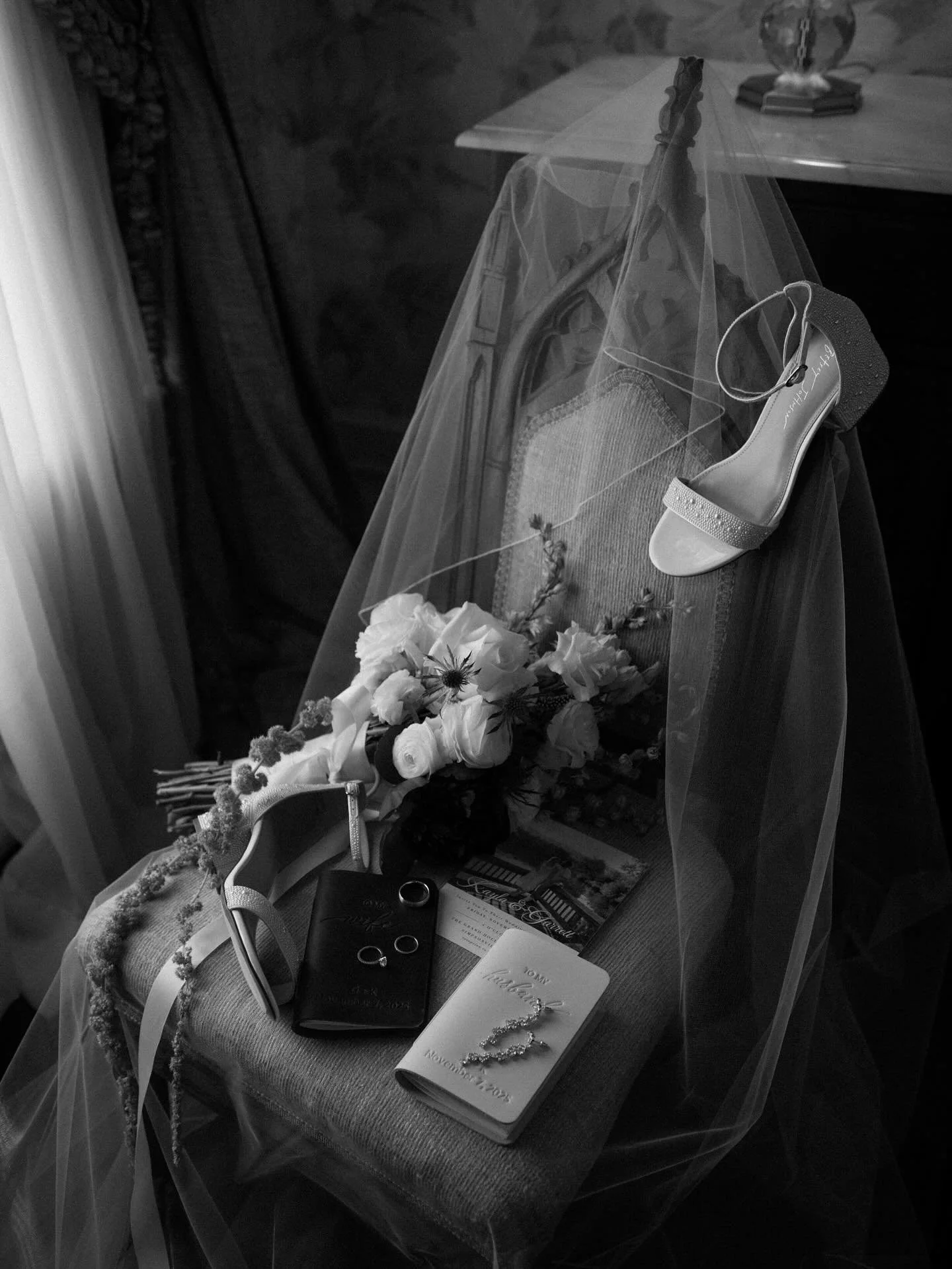 The Candelarias 11.7.25🥂✨

I looooove a good estate venue, and Kayla said that once she toured @grandholland, she knew it was the venue that would make her wedding day dreams come true! With @fernbrookfilms for video, @audiografs as DJ, and myself f