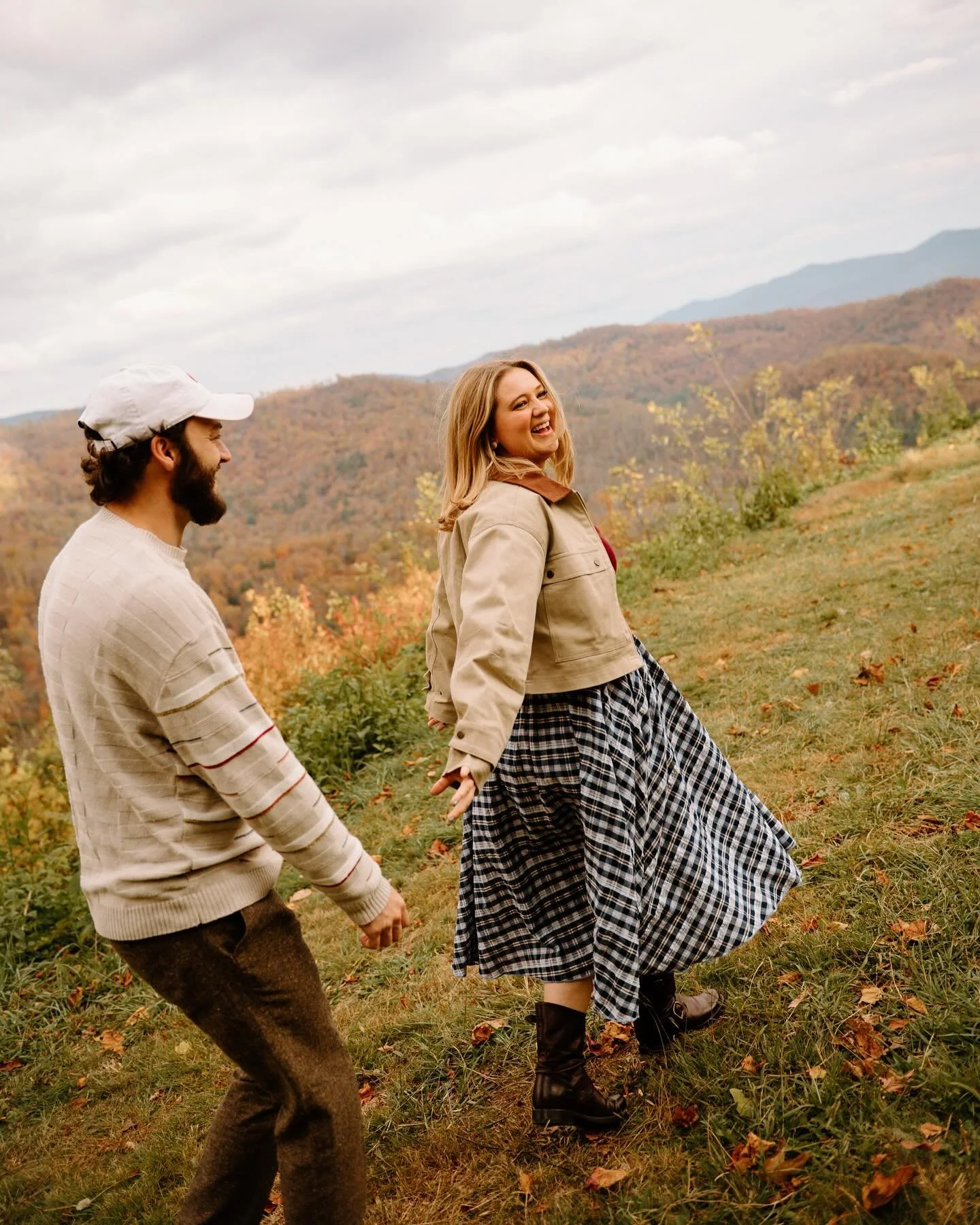 A date on the Blue Ridge Parkway in autumn&hellip; is there anything more perfect? 🍂⛰️