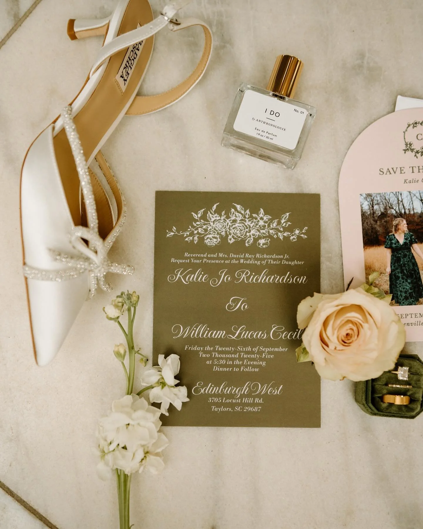 More from Kalie &amp; Luke&rsquo;s special day at one of the most magical venues in South Carolina ✨

I love returning to editing a wedding a few weeks after delivering the initial previews, photos &amp; moments grow on me while I&rsquo;m away and I 