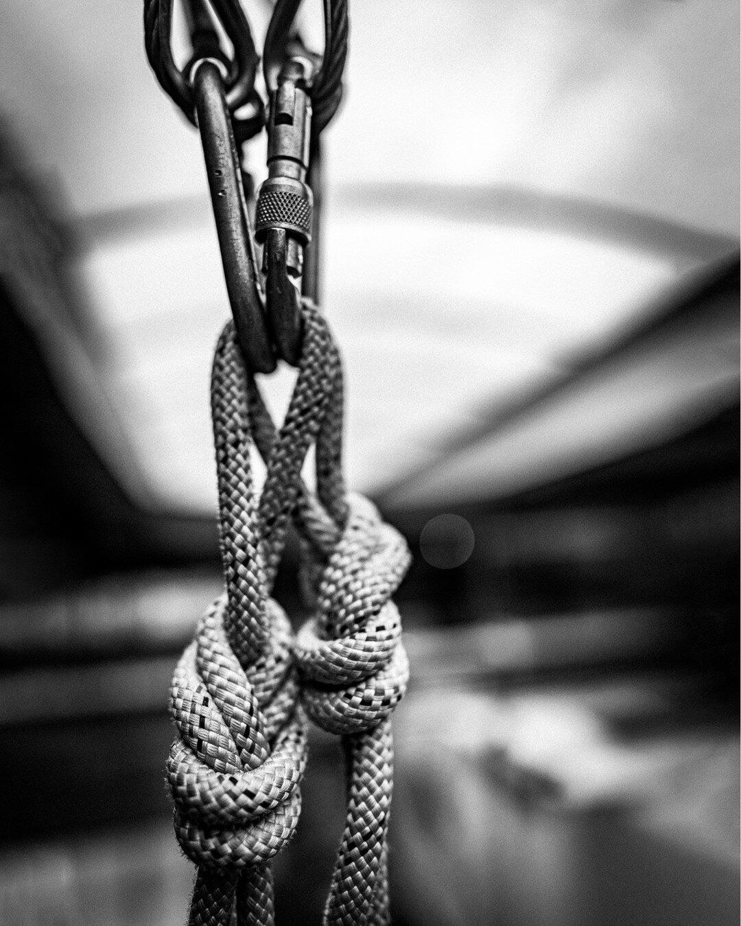 Simplicity
Great thought is the amount of hours someone has spent suspended high above the ground on some bits of steel and a rope twisted around itself. It's so simple and yet so strong if applied properly.

Shot on Sony A7RIII 24mm at F1.4

#photog