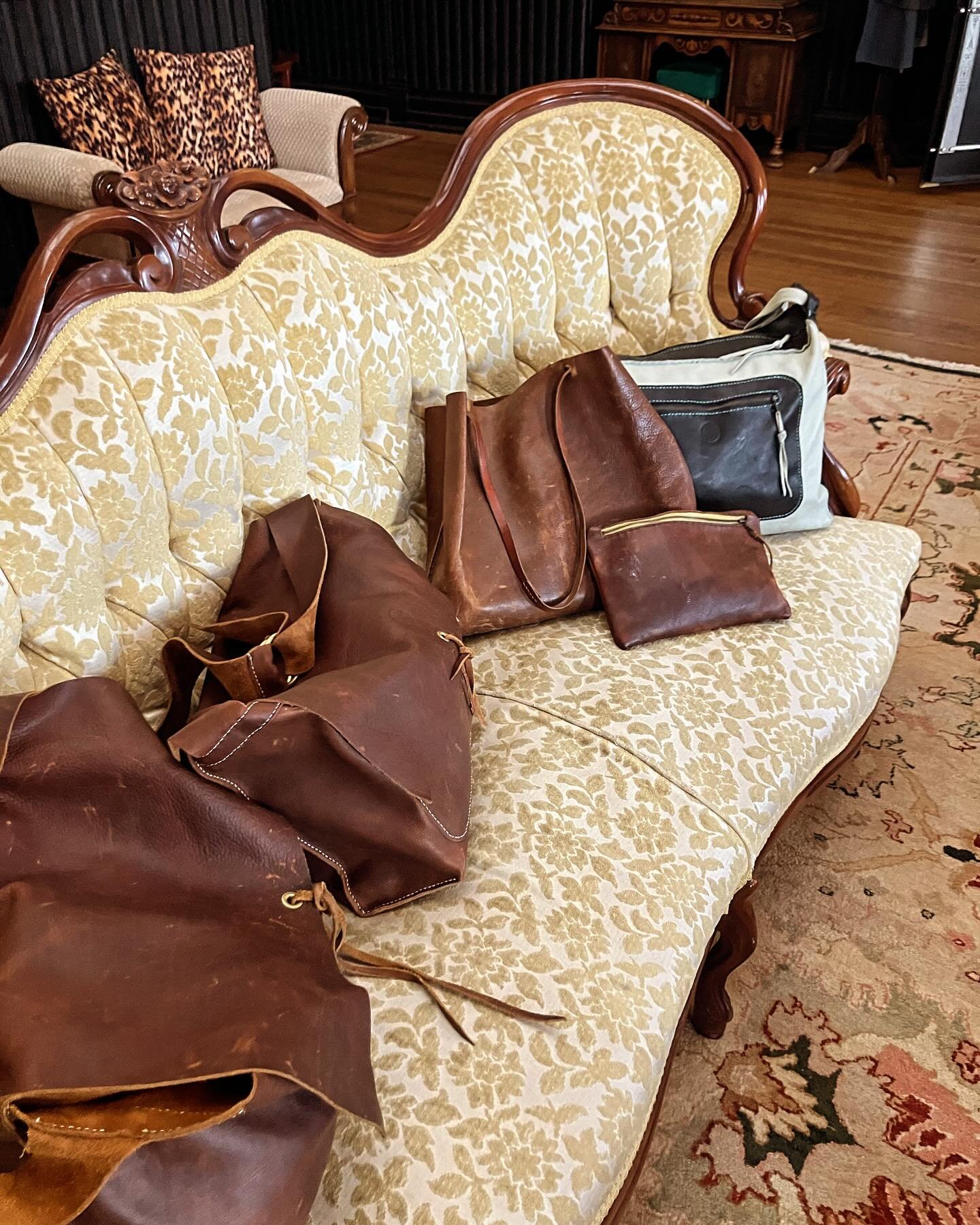That&rsquo;s a lot of leather for a three day trip @joshua_shay_kyae