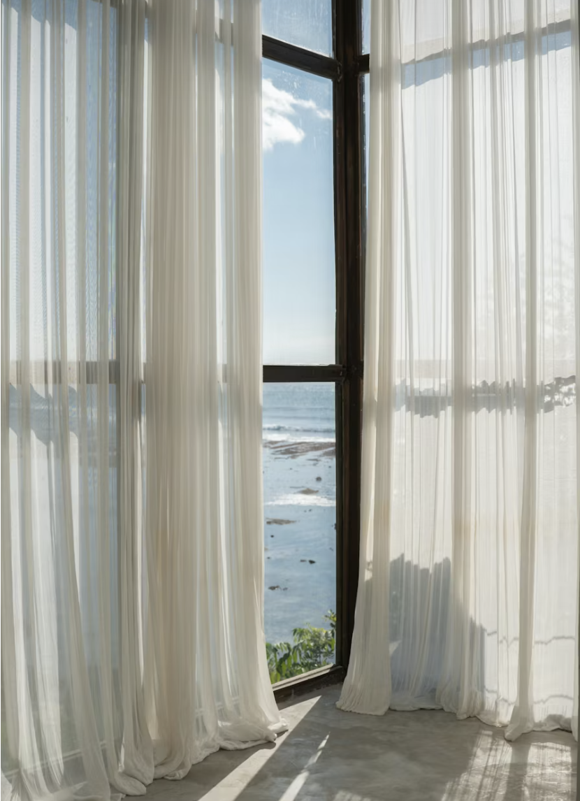 How to Choose Curtains That Match Your Room