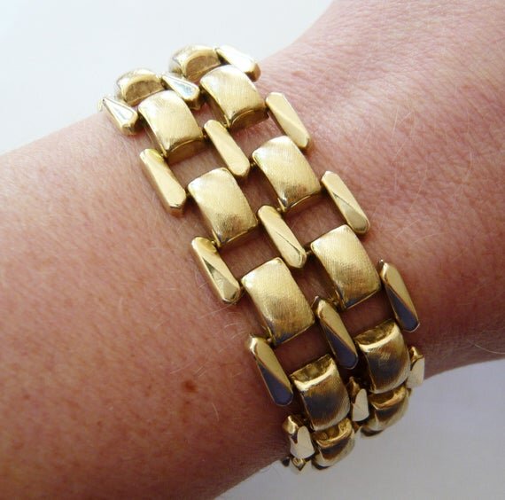 https://i.etsystatic.com/11619745/r/il/1d4d0d/3111617098/il_570xN.3111617098_r8np.jpg