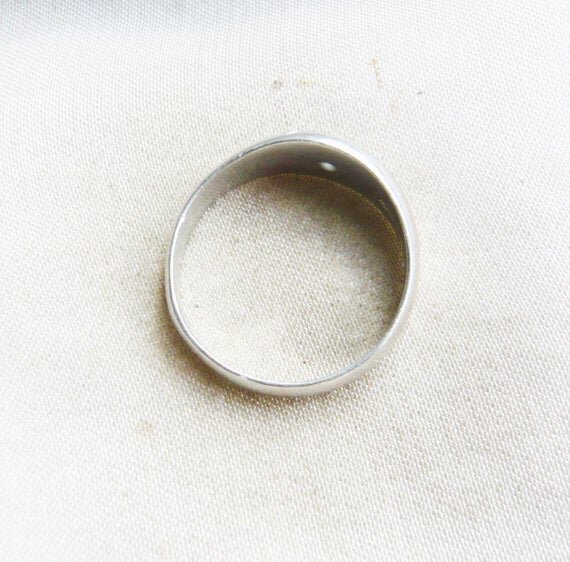https://i.etsystatic.com/11619745/r/il/d76c01/3027990922/il_570xN.3027990922_s5xn.jpg