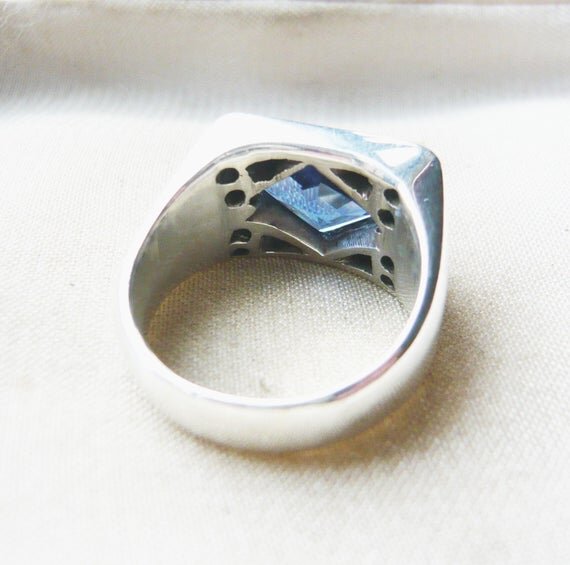 https://i.etsystatic.com/11619745/r/il/9d7498/2727817392/il_570xN.2727817392_mhch.jpg