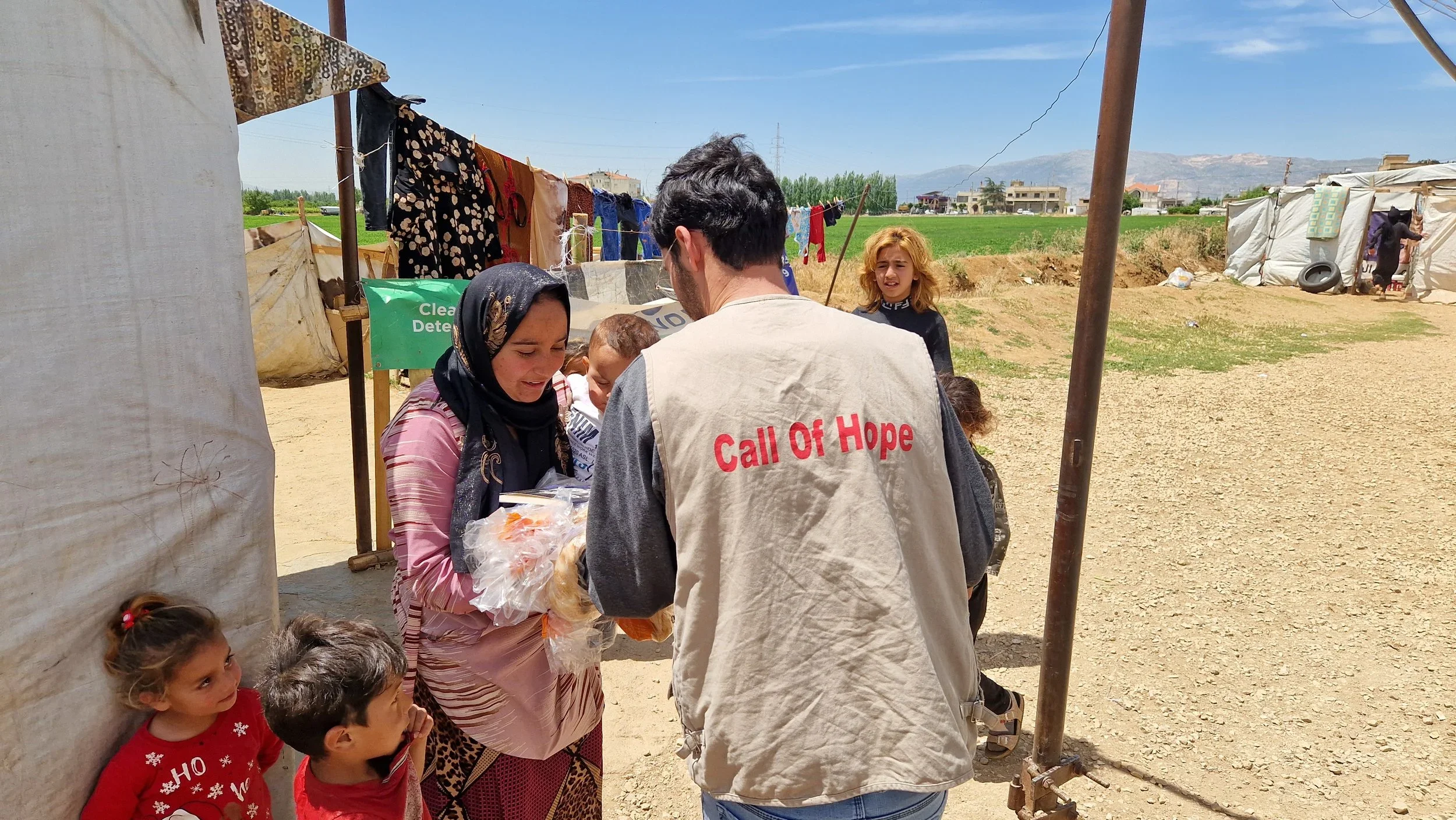 In the Midst of War, Mothers Are Finding Hope