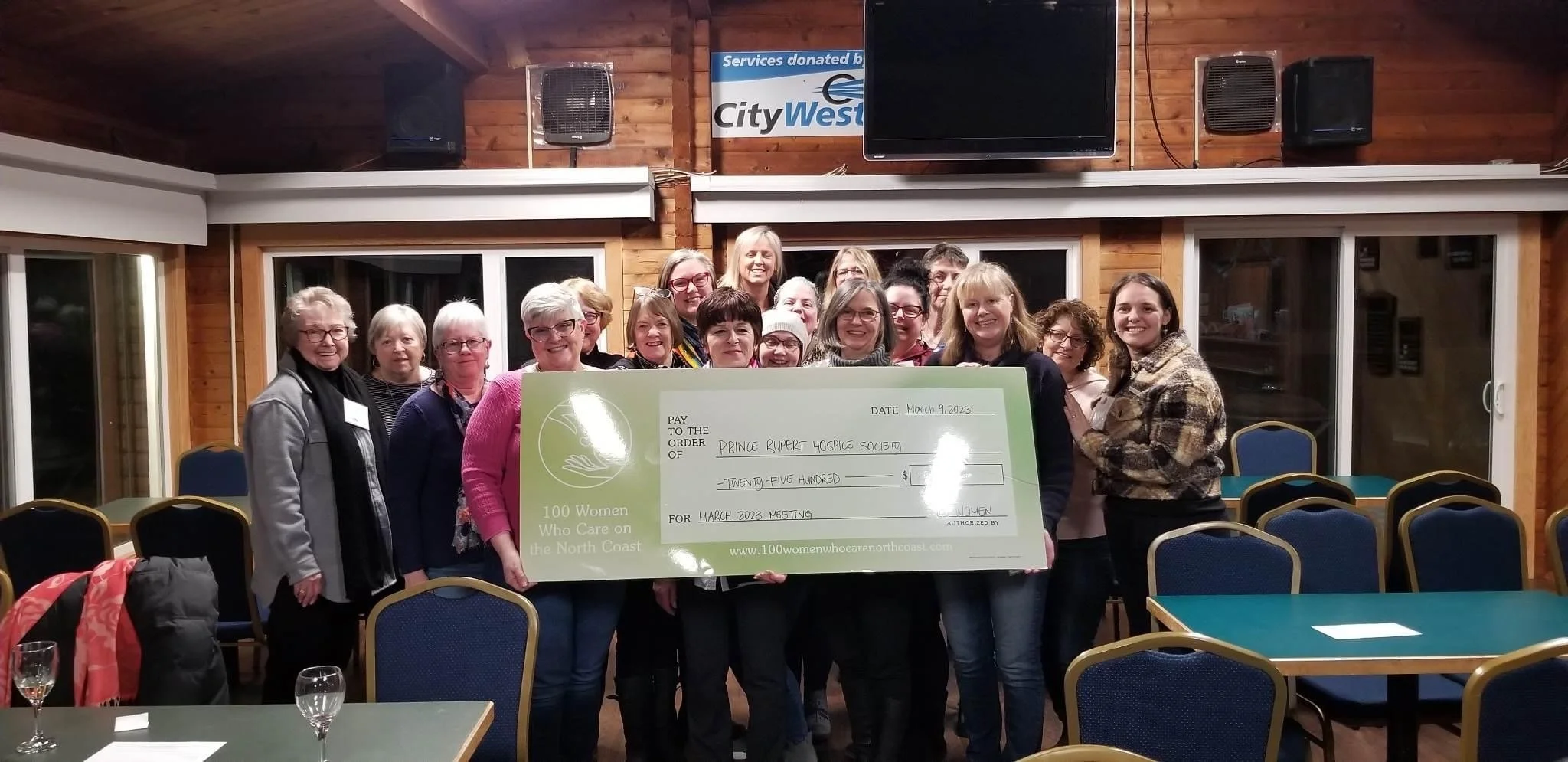 March 2023 - Hospice's generous cheque from 100 Women Who Care on the North Coast