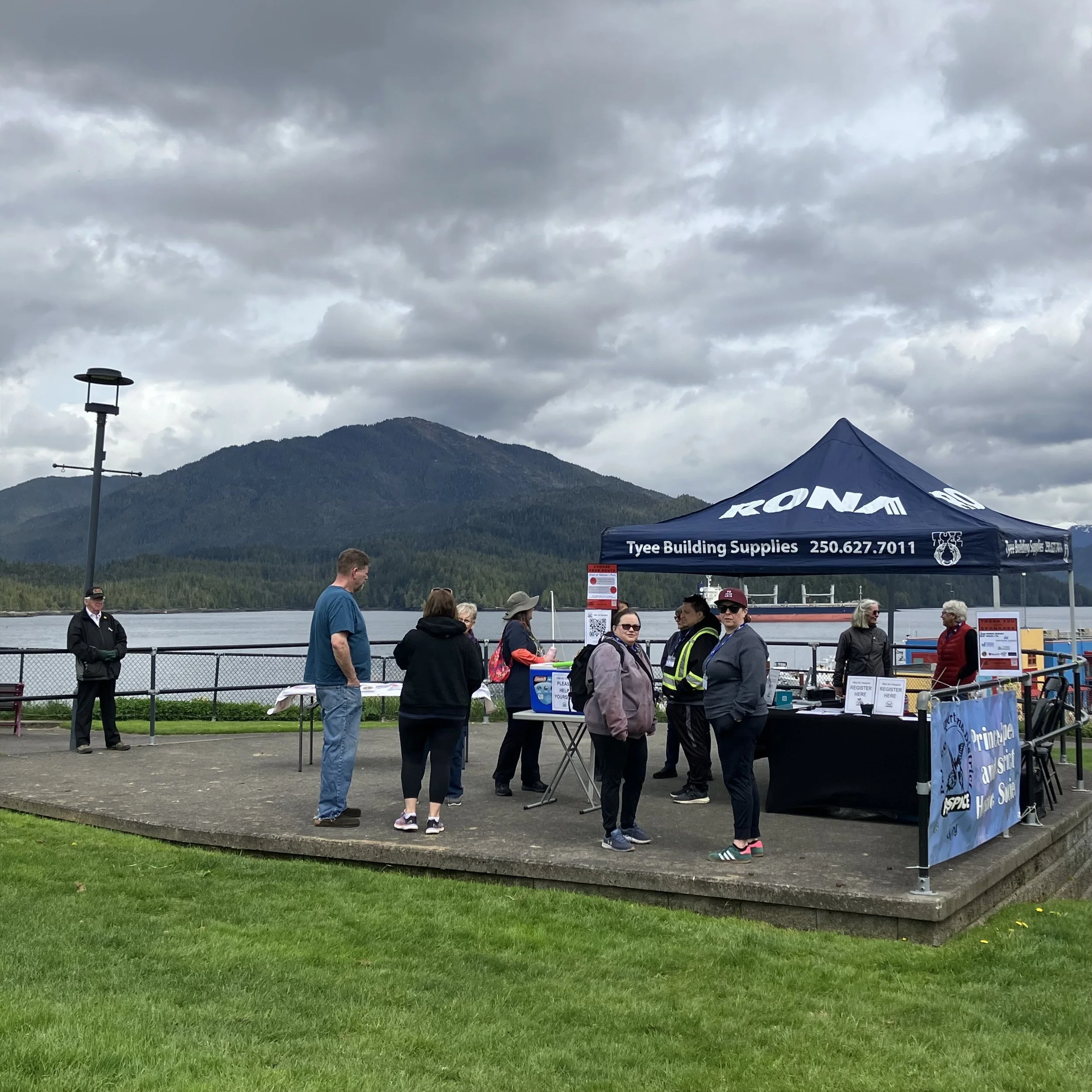 2025 Hike for Hospice - eager walkers waiting for the signal to walk!  (May 4)