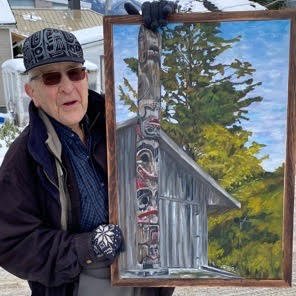 Denis Garon, the lucky recipient with his 2nd prize of the 2021 Annual Hospice Fall Raffle.