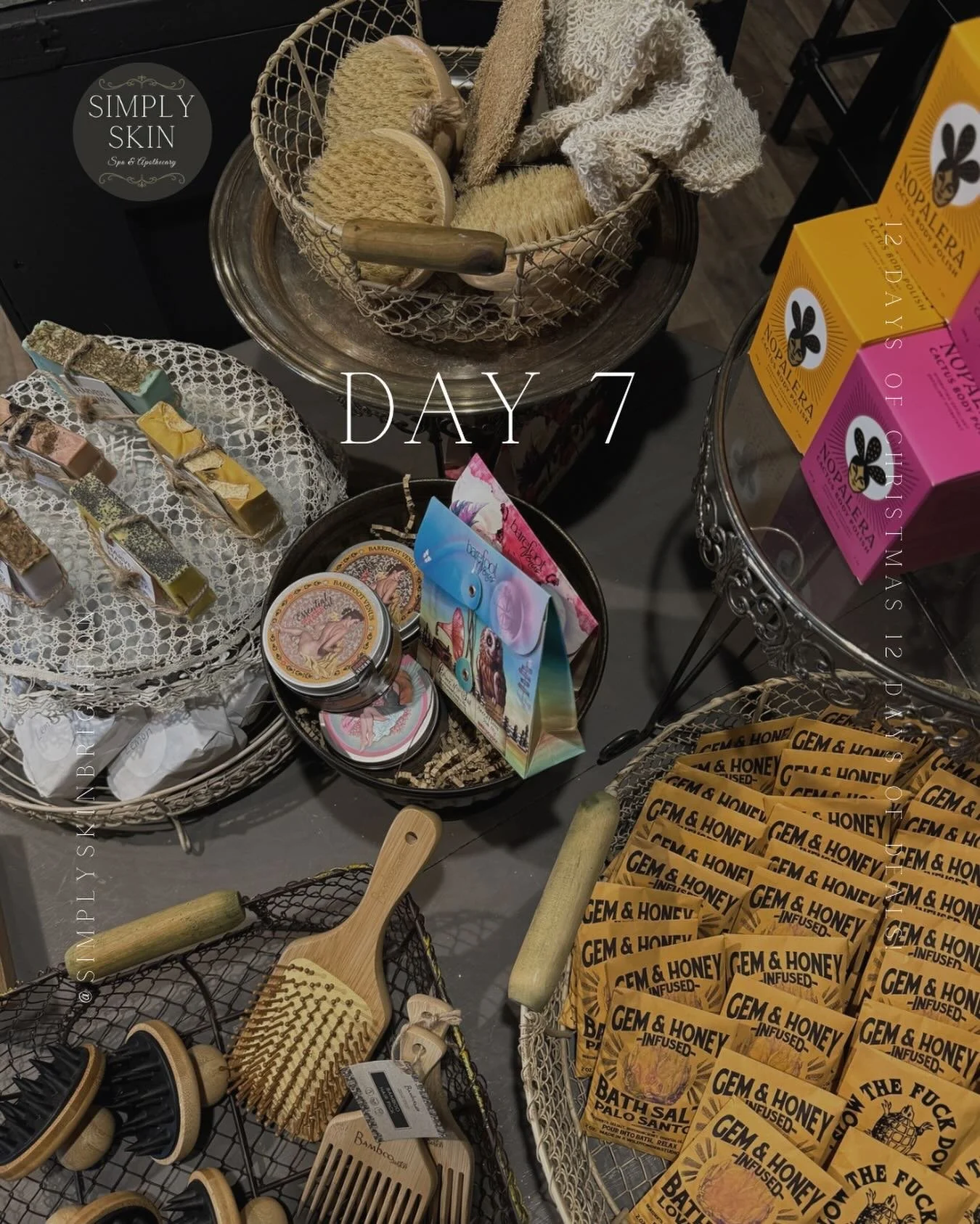 DAY 7 &mdash; Thursday, Dec 18
💎 BOGO Bath + Body Day (In-Boutique + In-Spa) Buy One, Get One on bath salts, scrubs, oils, lotions &amp; more.