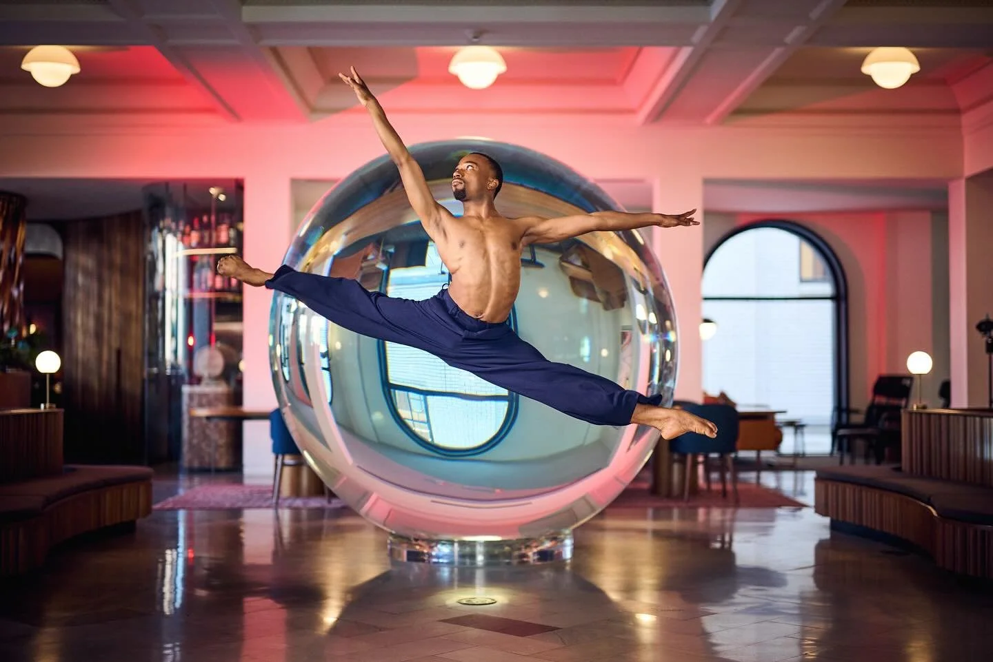 When world class art meets thoughtfully curated hospitality...you get the perfect weekend away! 

Thanks to our partnership with the @21cstl, subscribing to our season will provide access not just to our performances, but also to exclusive promotions