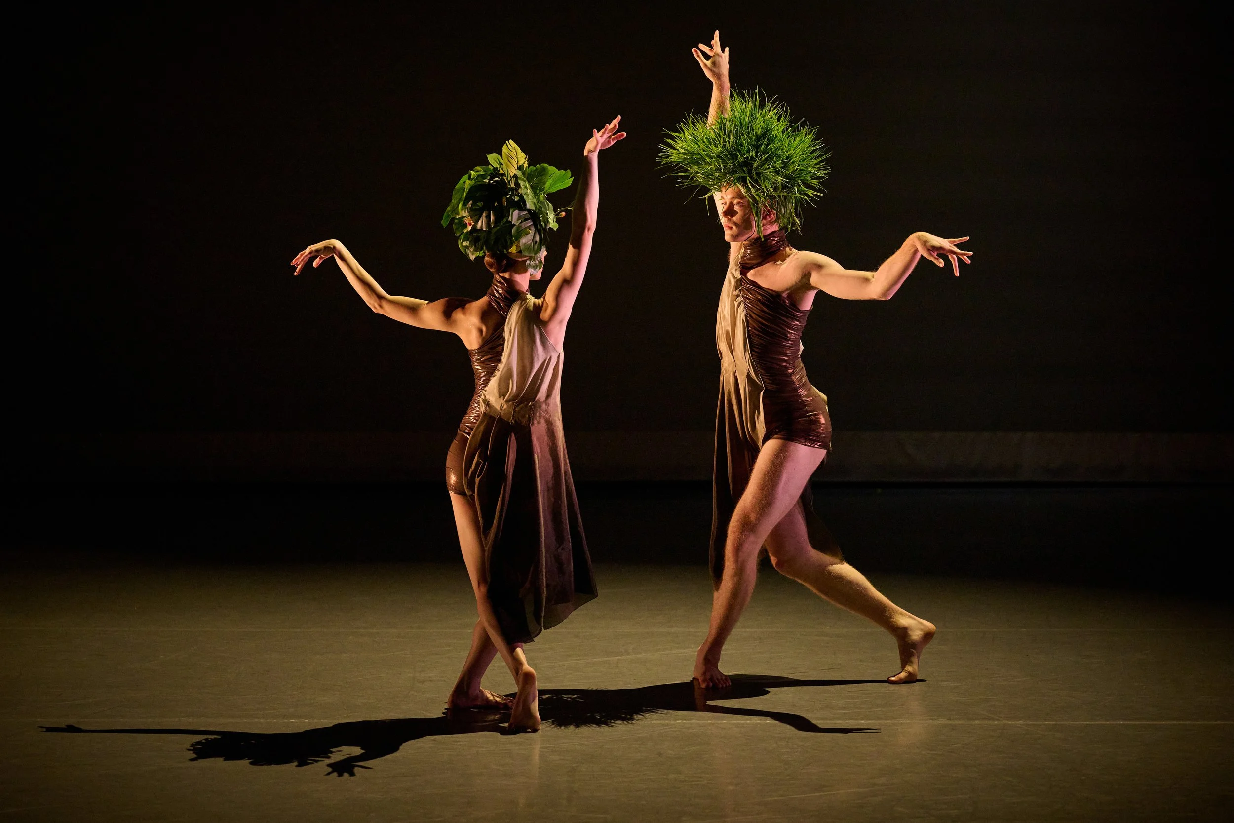 Spencer Everett &amp; Gillian Alexander in "Grasslands" by Annabelle Lopez Ochoa | Photo by Pratt + Kreidich