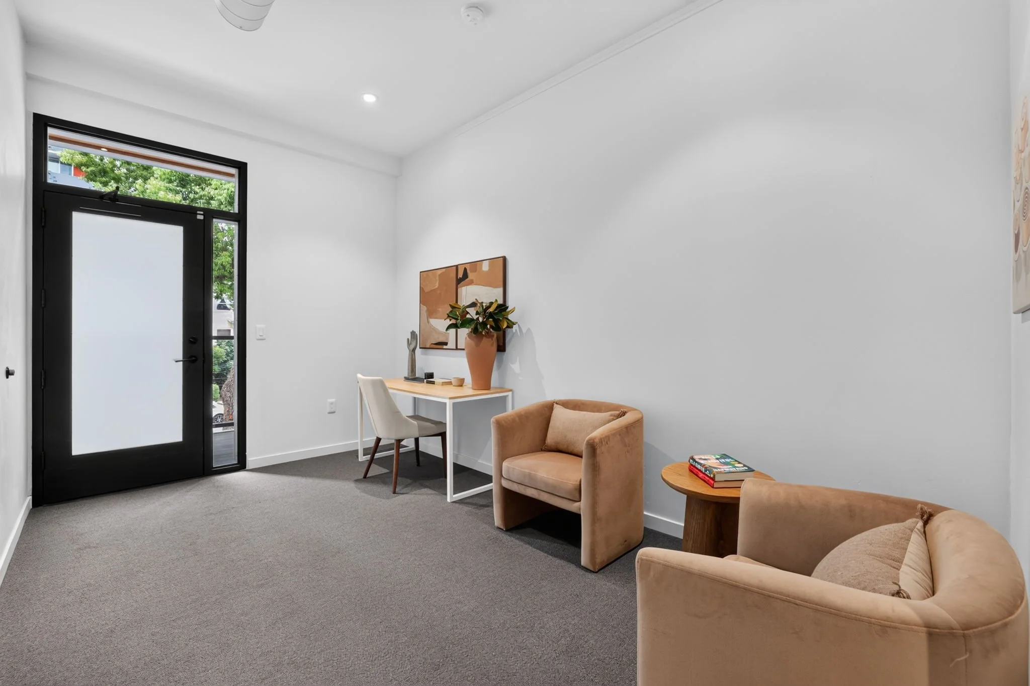 44-web-or-mls-1813 Capitol Ave.-44.jpg