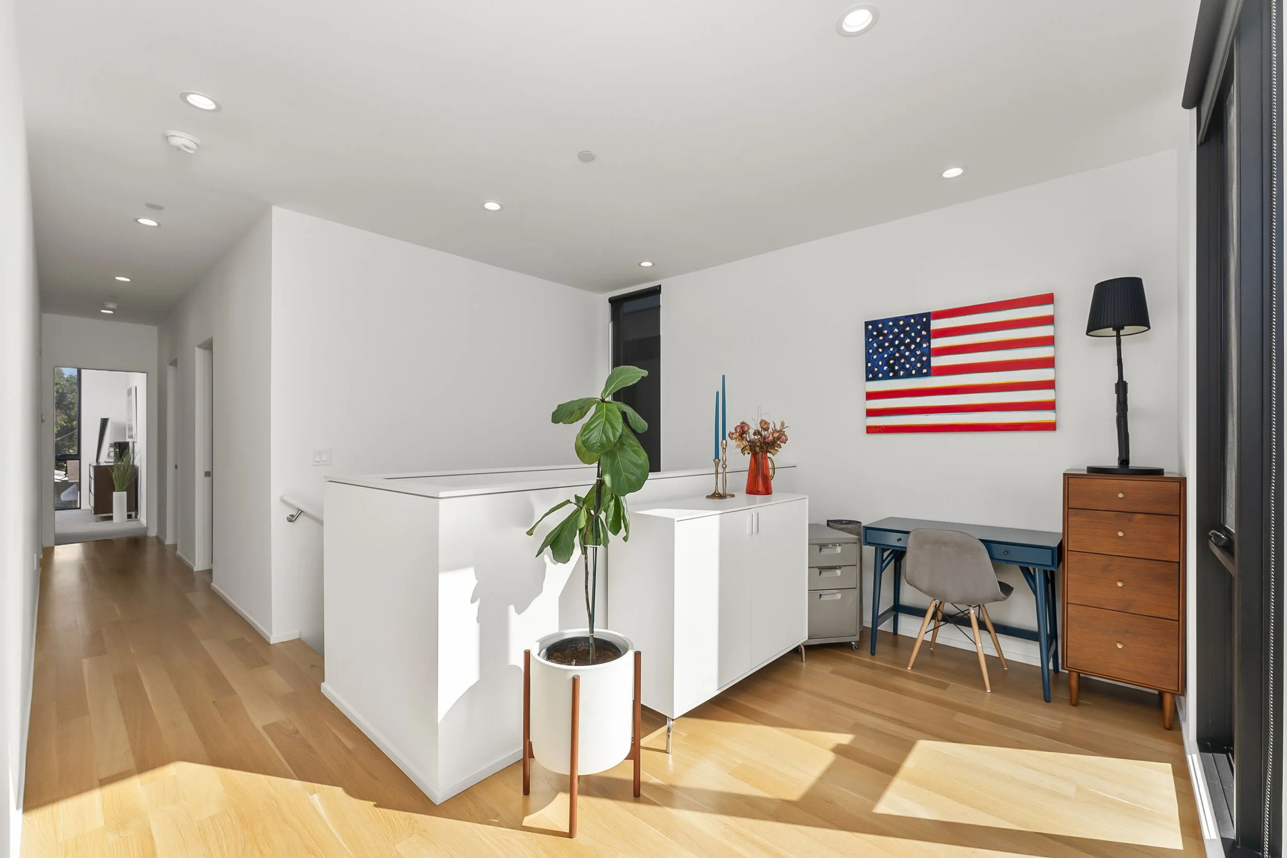 1008 Yale St Photos (37).JPG