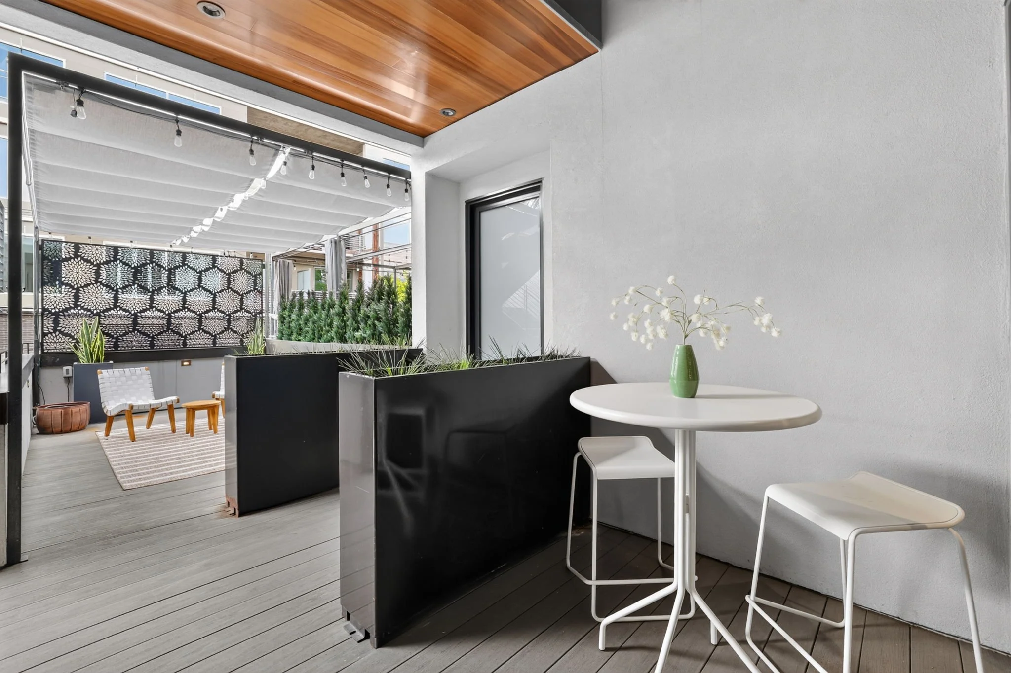 7-web-or-mls-1813 Capitol Ave.-7.jpg