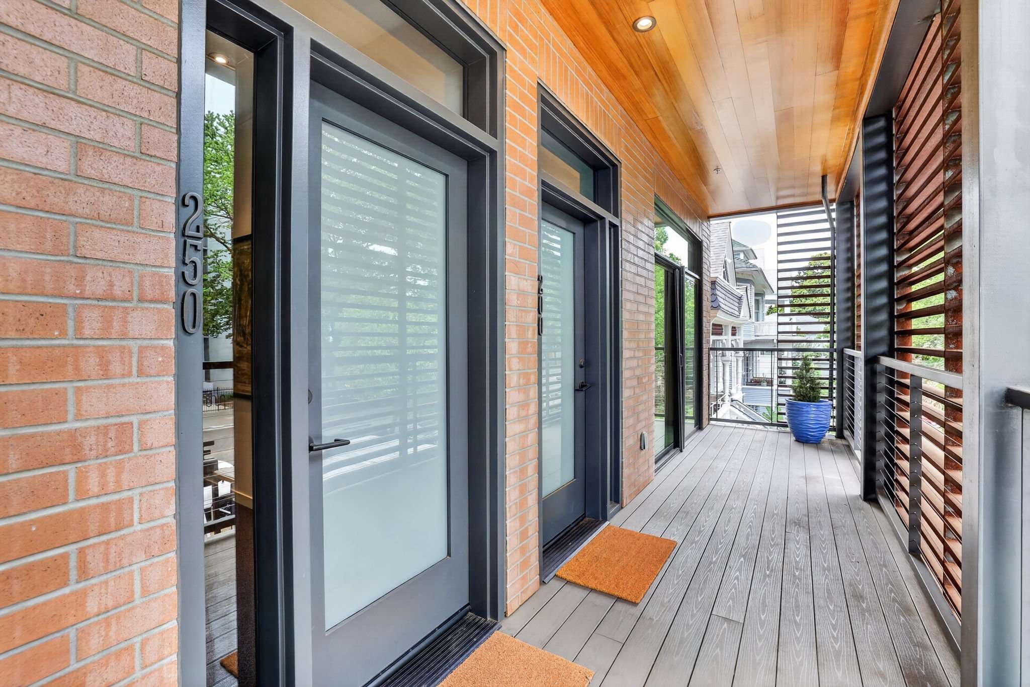47-web-or-mls-1813 Capitol Ave.-47.jpg